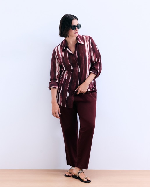 Imagem 0 de Calças Regular Lisas