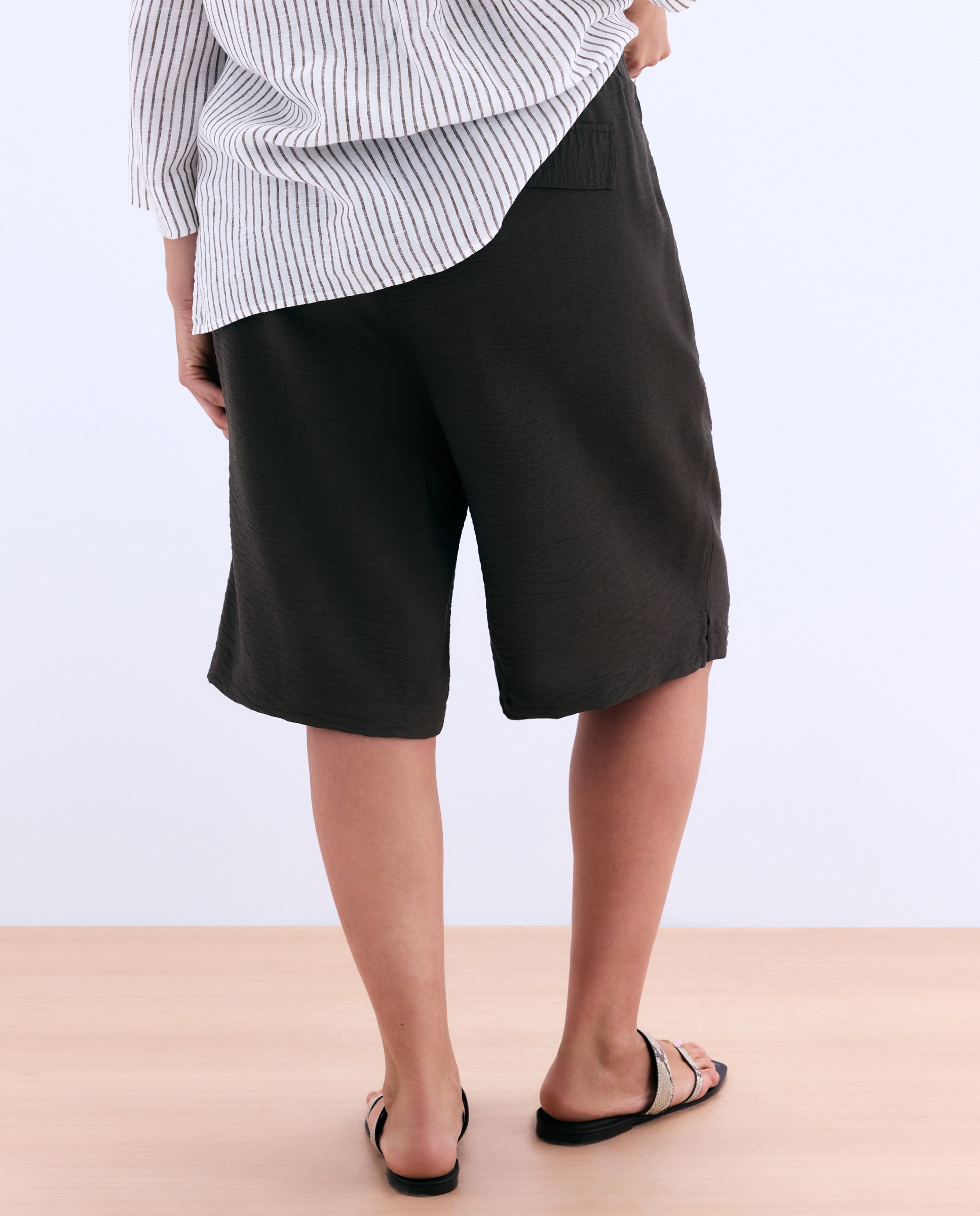 Bermudas com Lavagem 520 Caqui-3