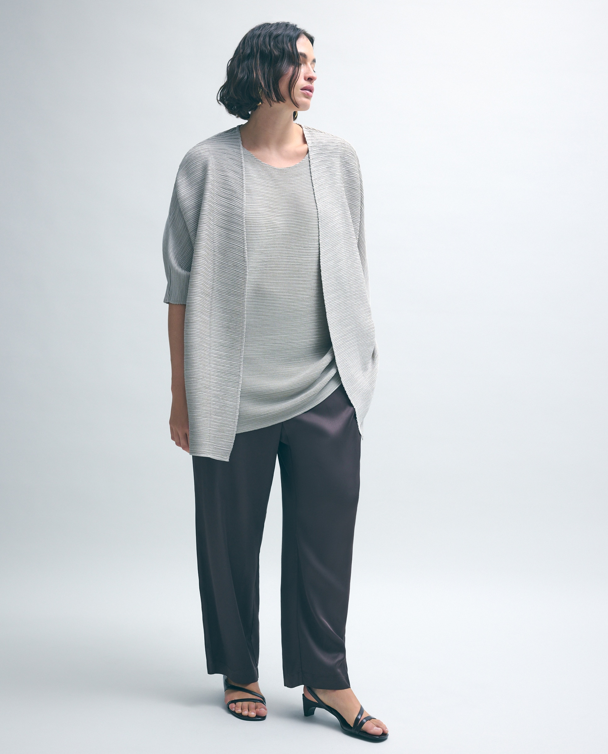Kimono com Plissado Horizontal 130 Marfim-2