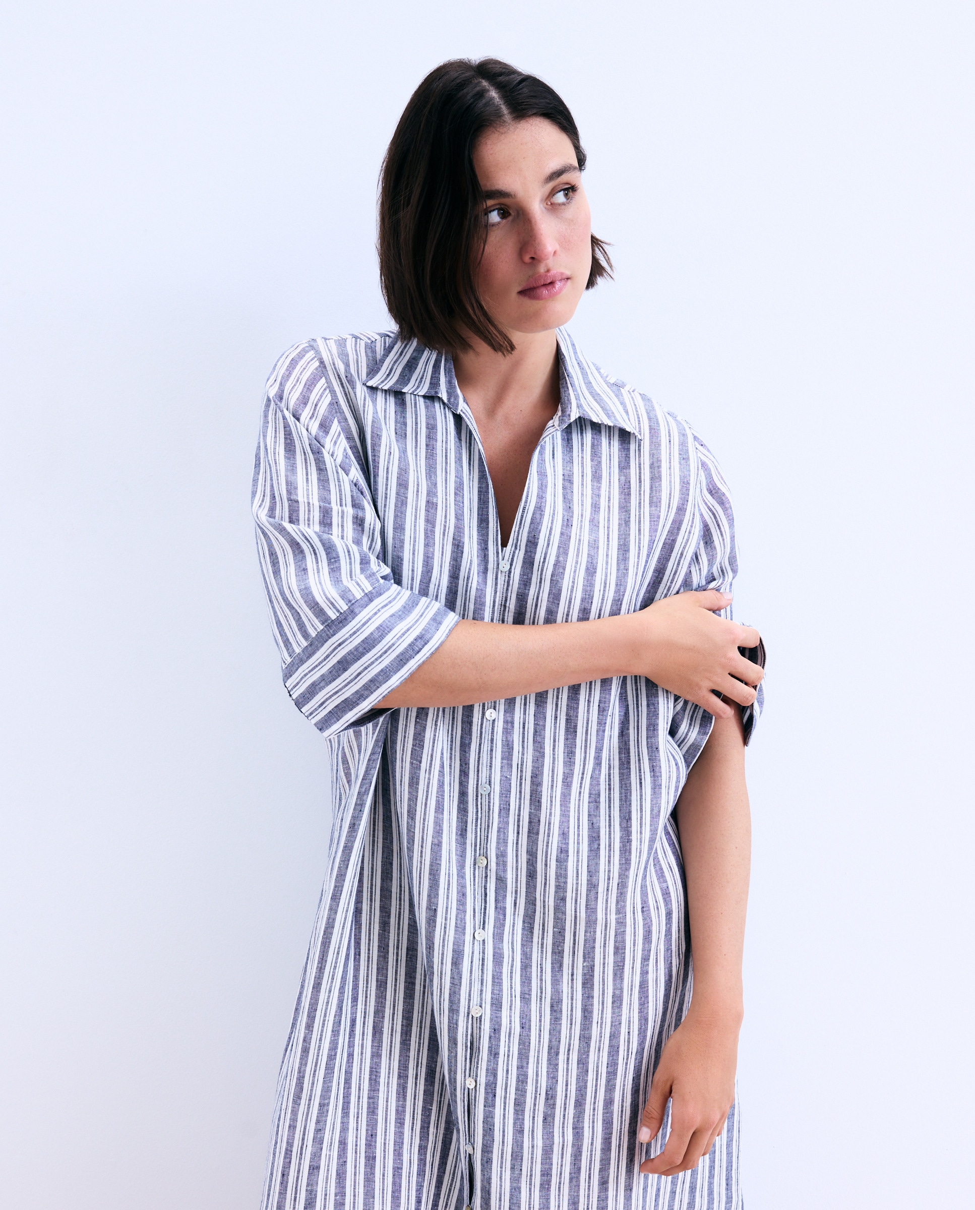 Imagem 0 de Vestido Midi Liso