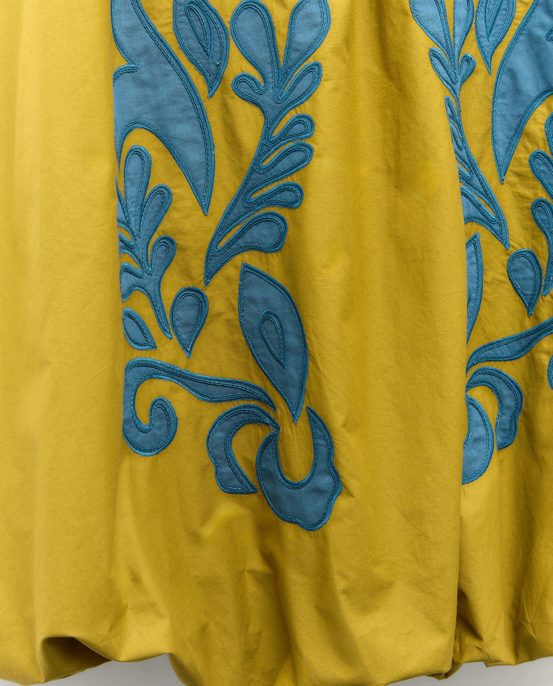 Saia Balão com Estampado Posicional Pistácio-5