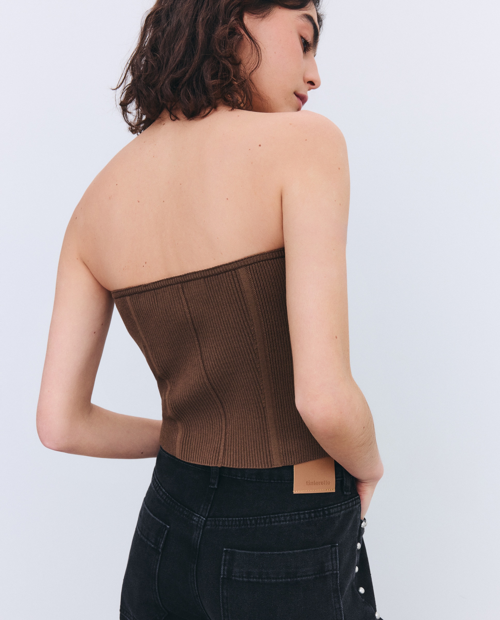 Top com Decote Caicai Castanho-3