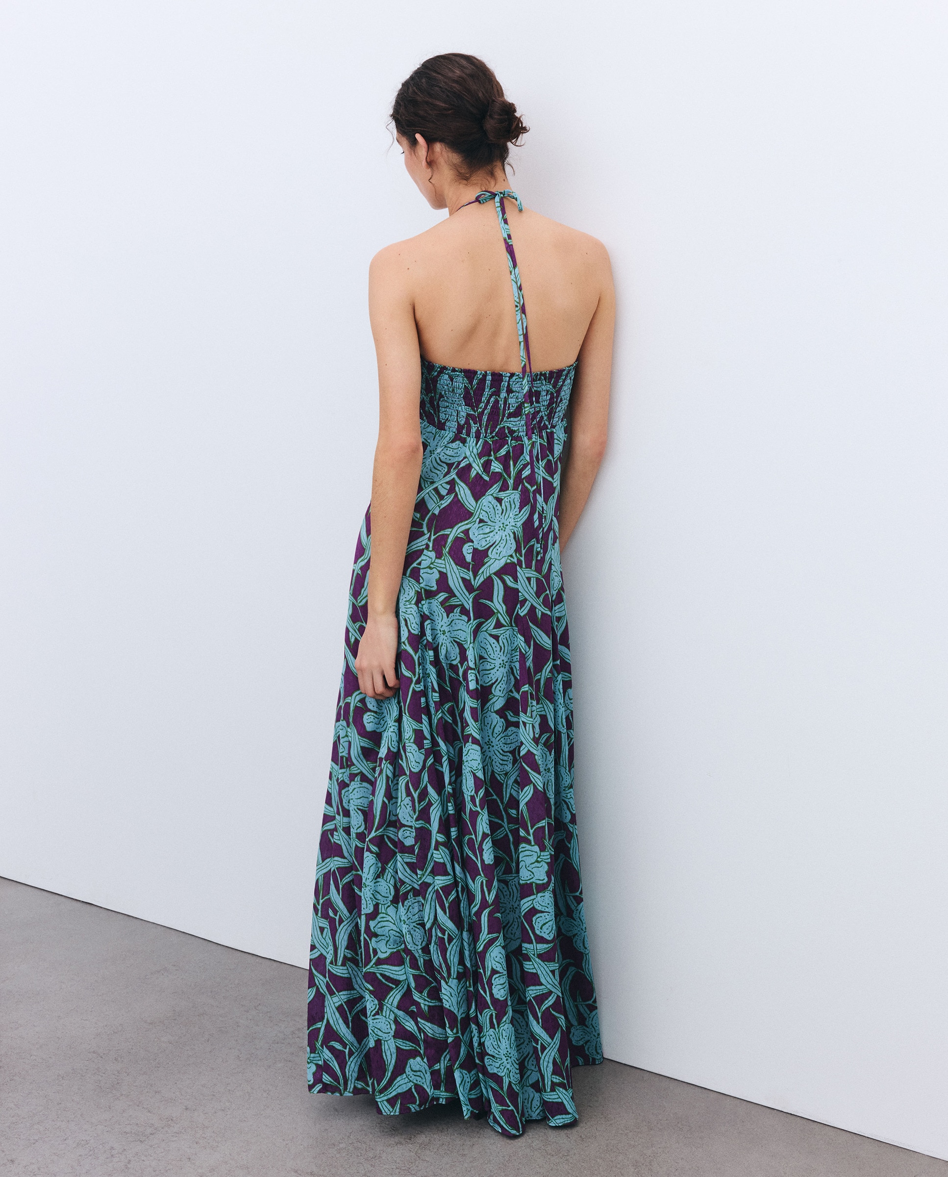 Vestido com Decote Coração e Godés Roxo-2