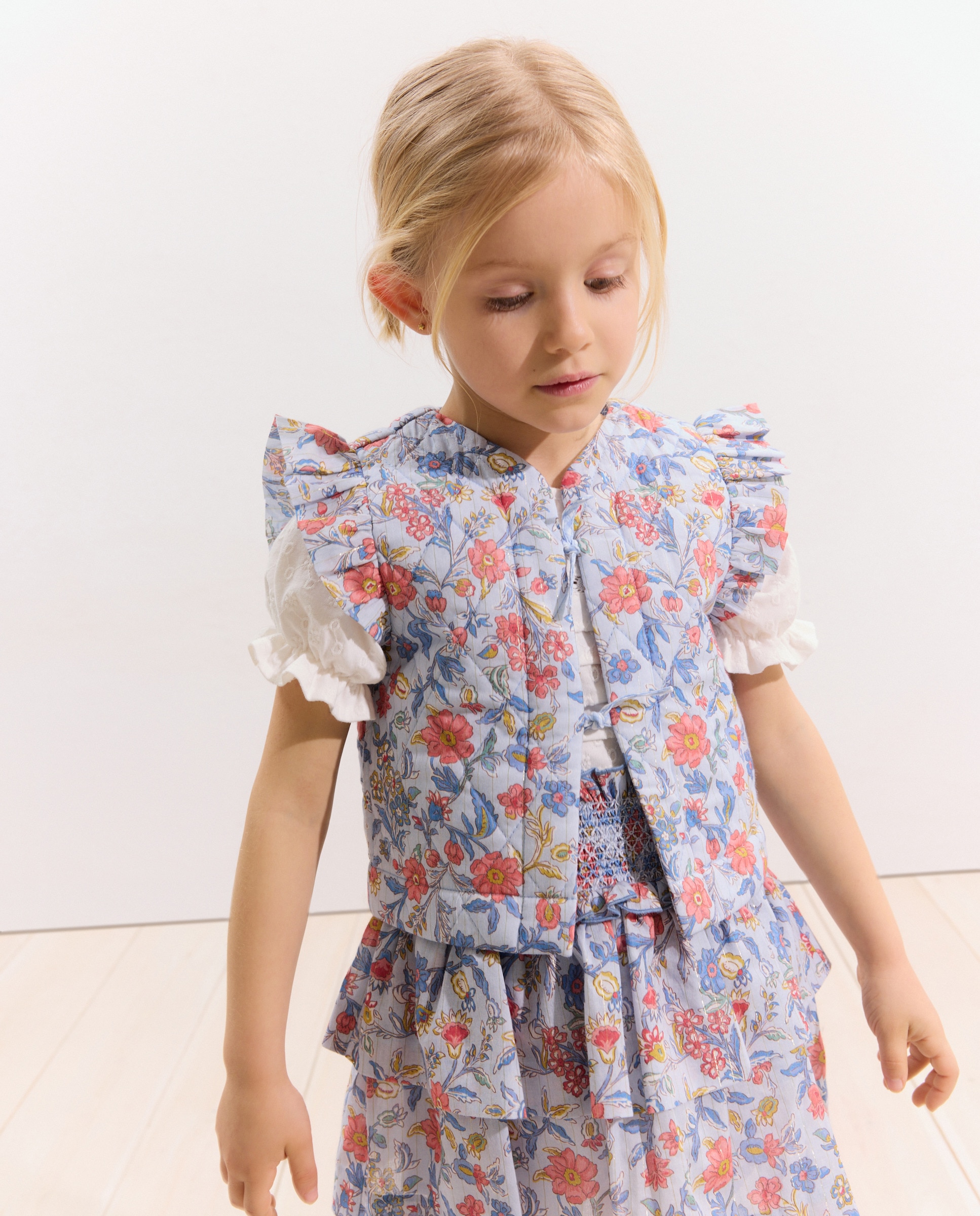 Colete Acolchoado com Estampado Floral Azul-4