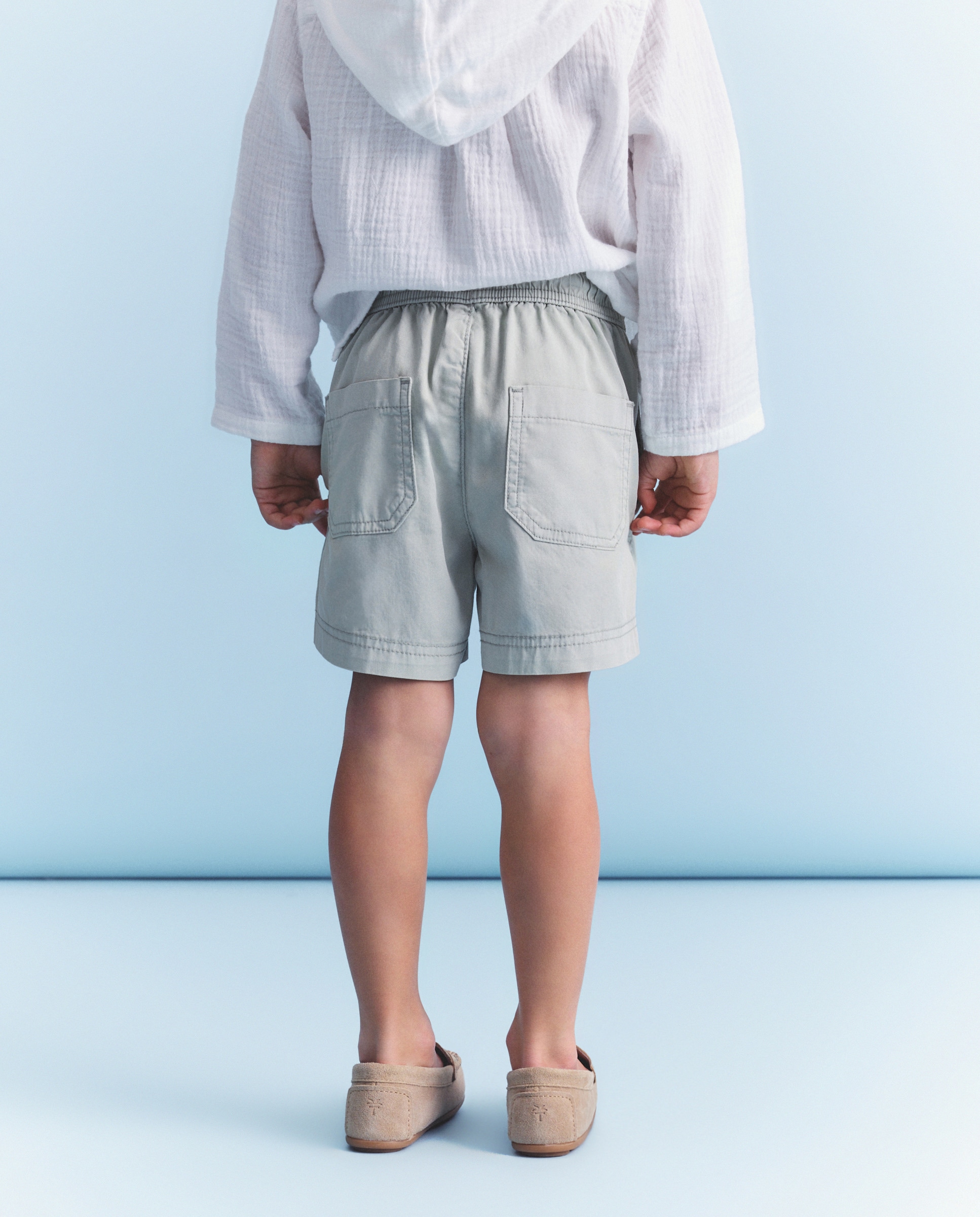 Bermudas Ligeiras de Sarja 510 Verde Claro-3