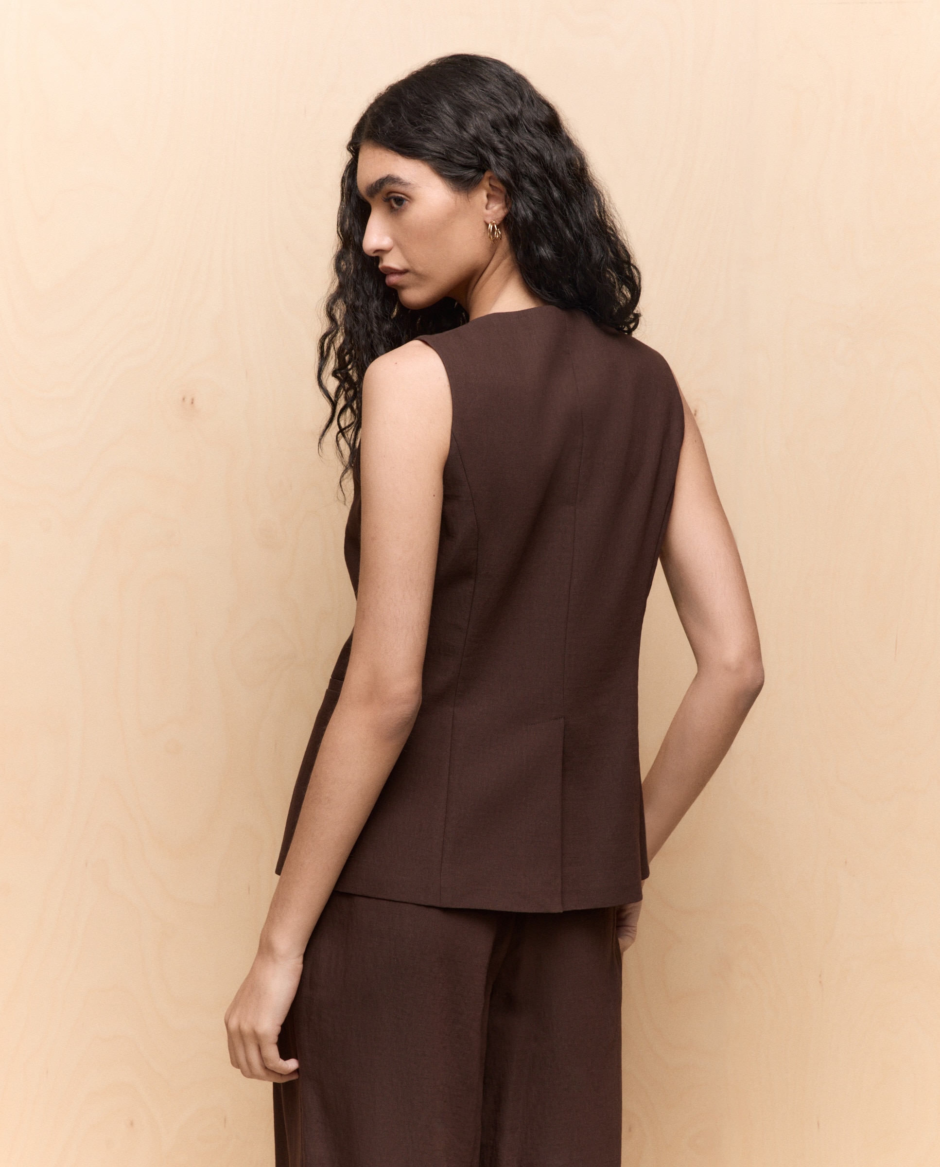 Colete Comprido com Decote Redondo Chocolate-3