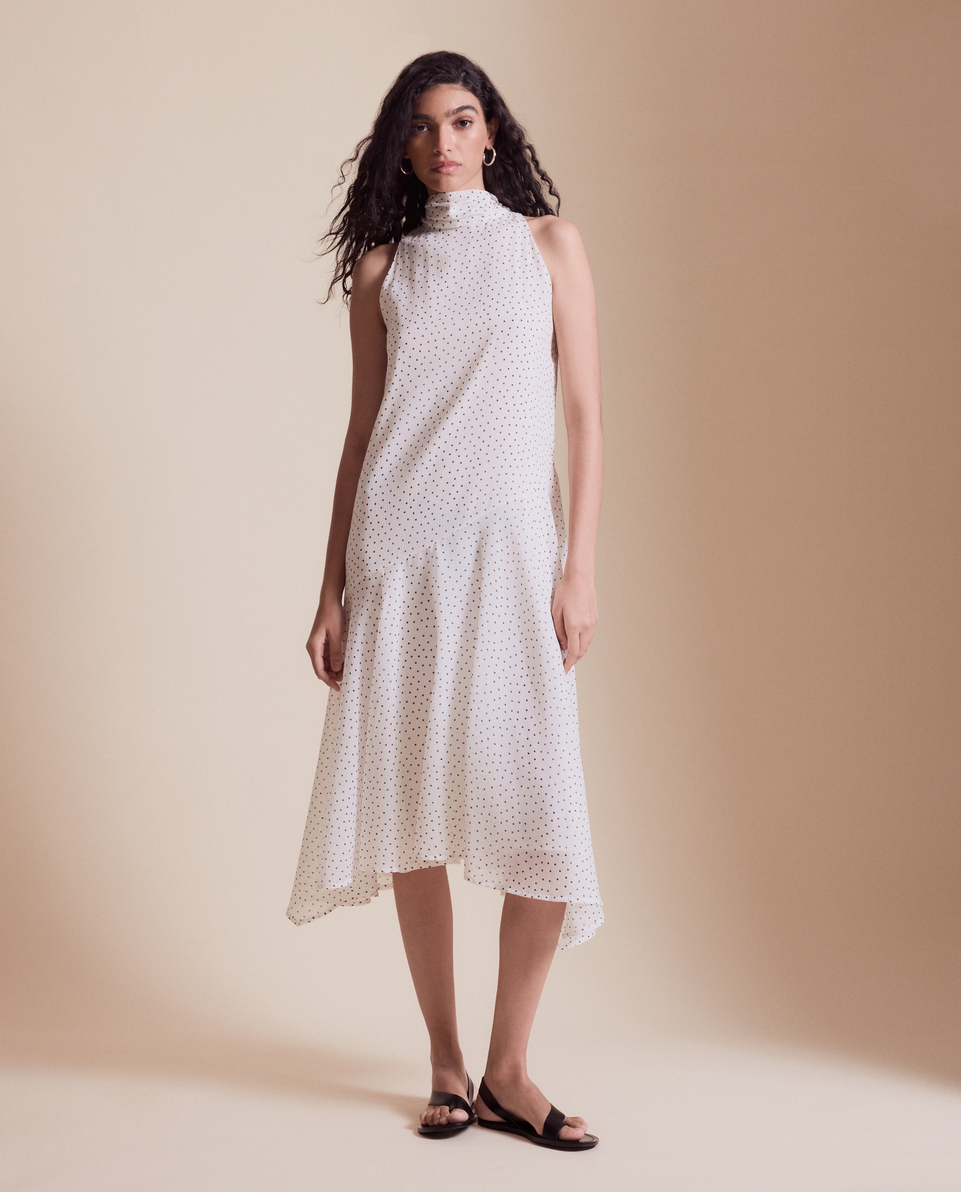 Vestido midi com gola halter Branco-1
