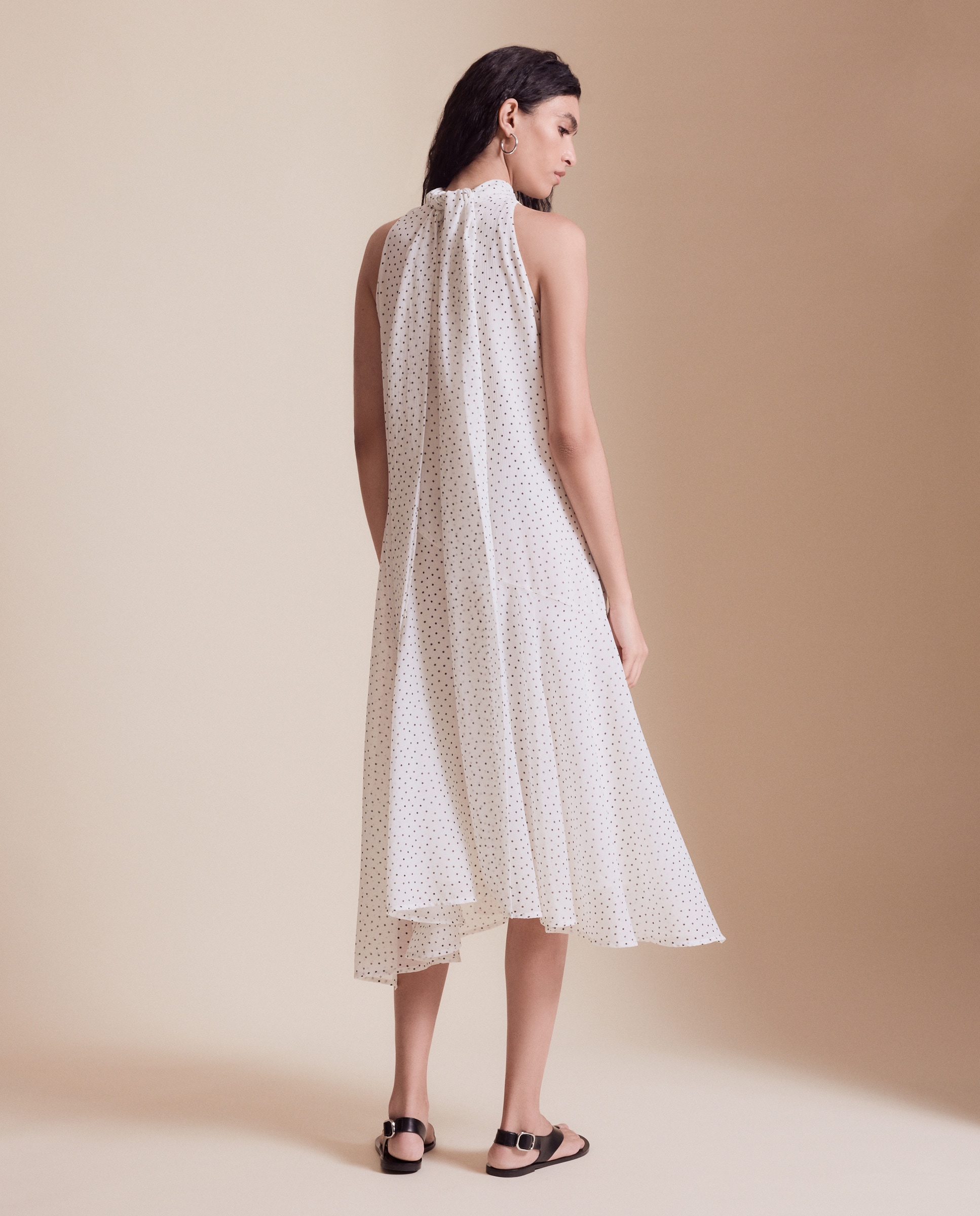 Vestido midi com gola halter Branco-2