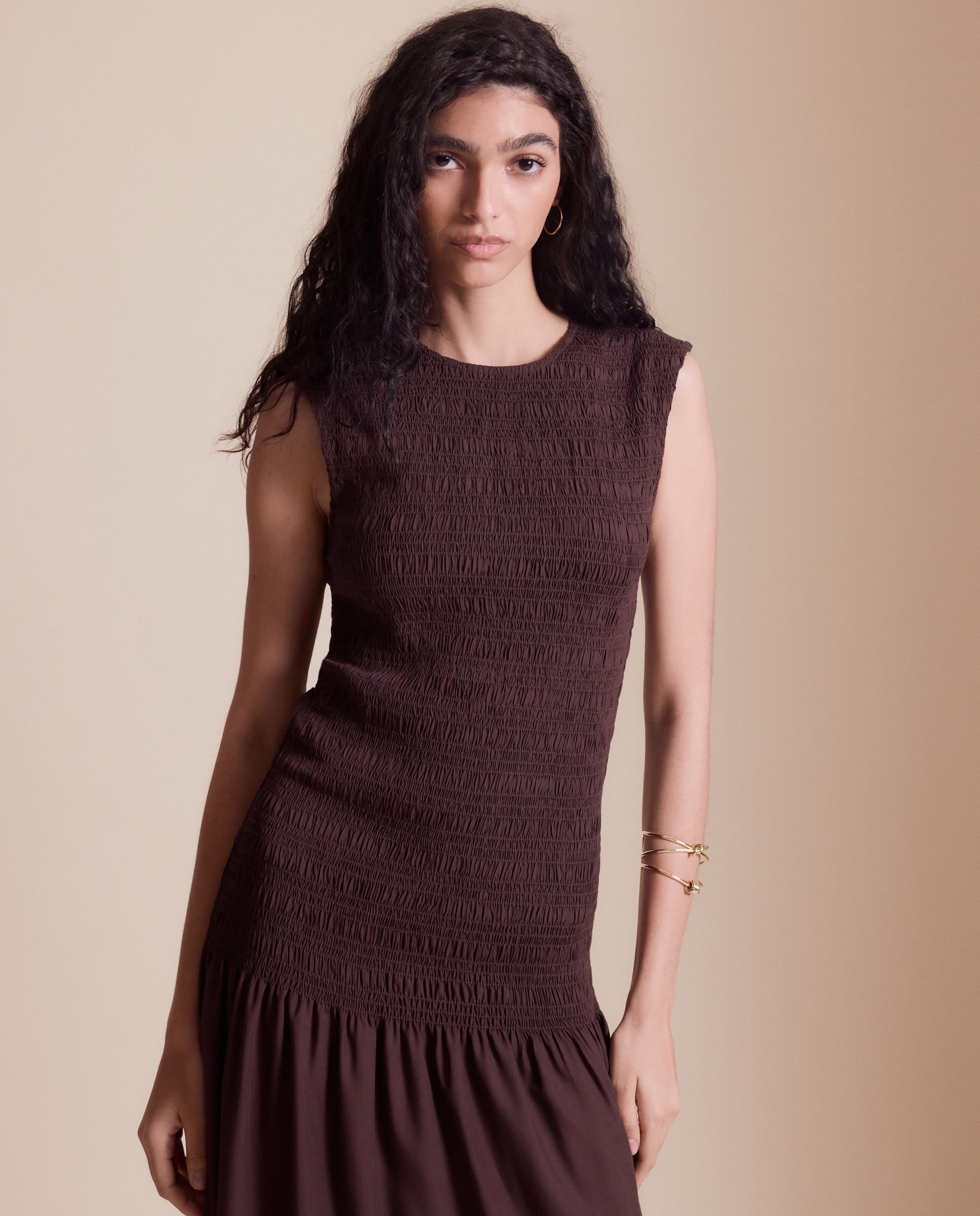 Vestido Midi com Elásticos na Anca Chocolate-3