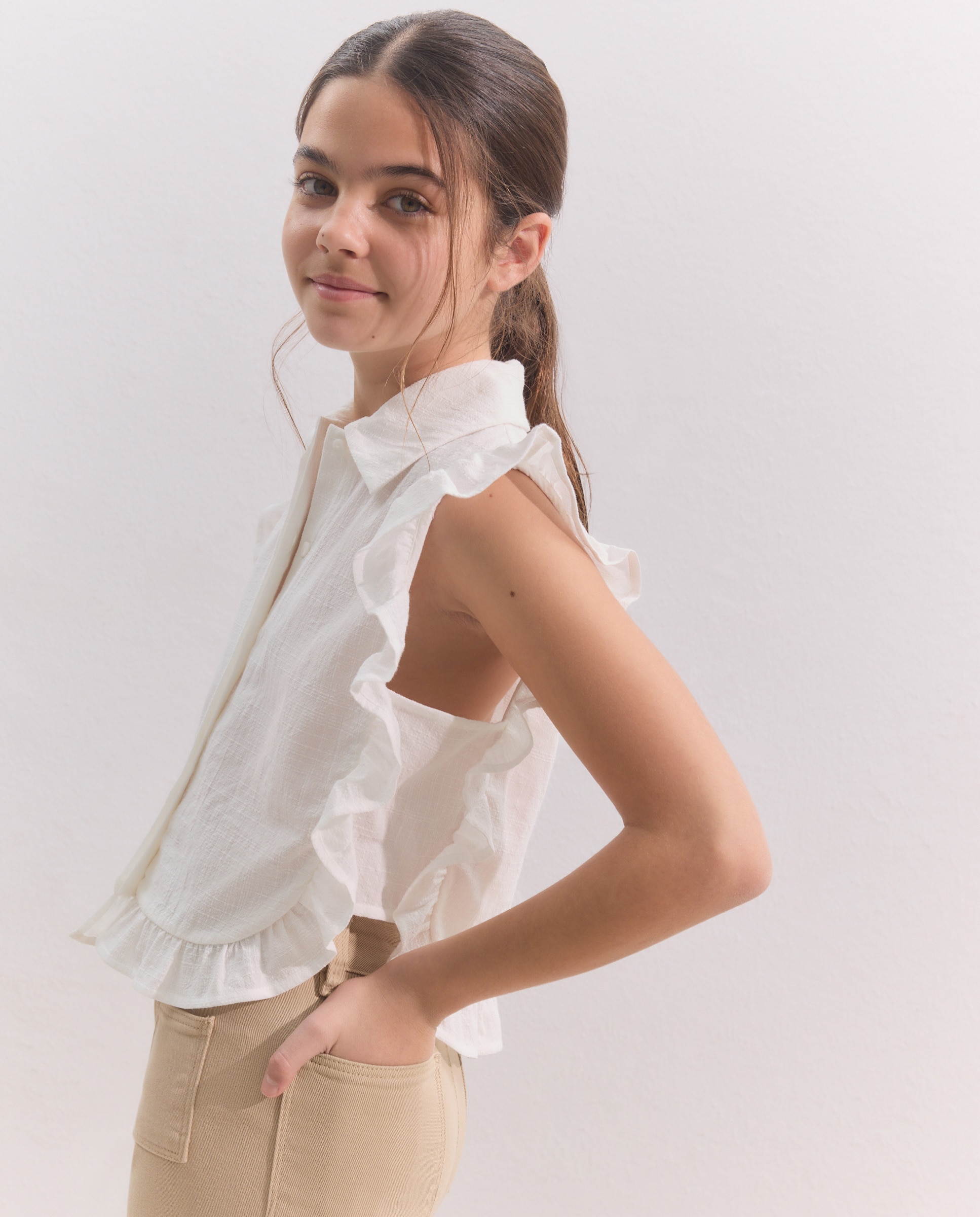 Blusa sem Mangas e com Estrutura Rústica Branco-2