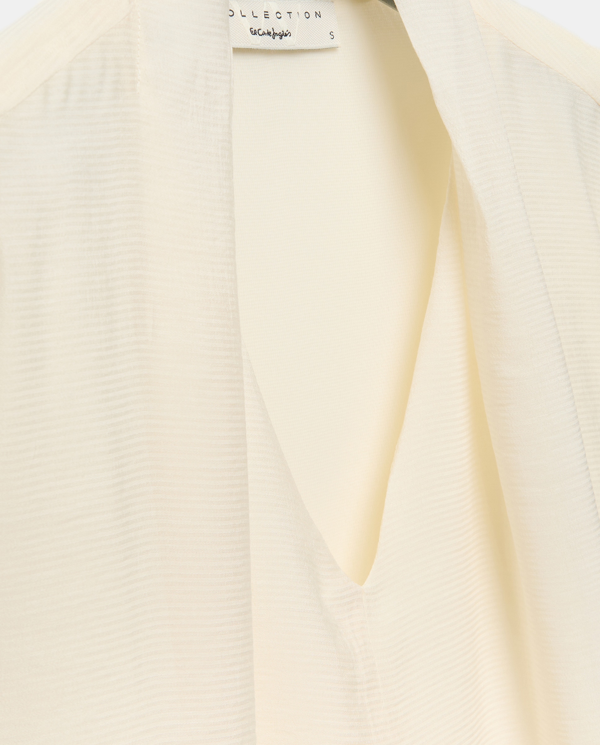 T-shirt com Manga Curta e Decote em Bico com Prega 120 Cru-5