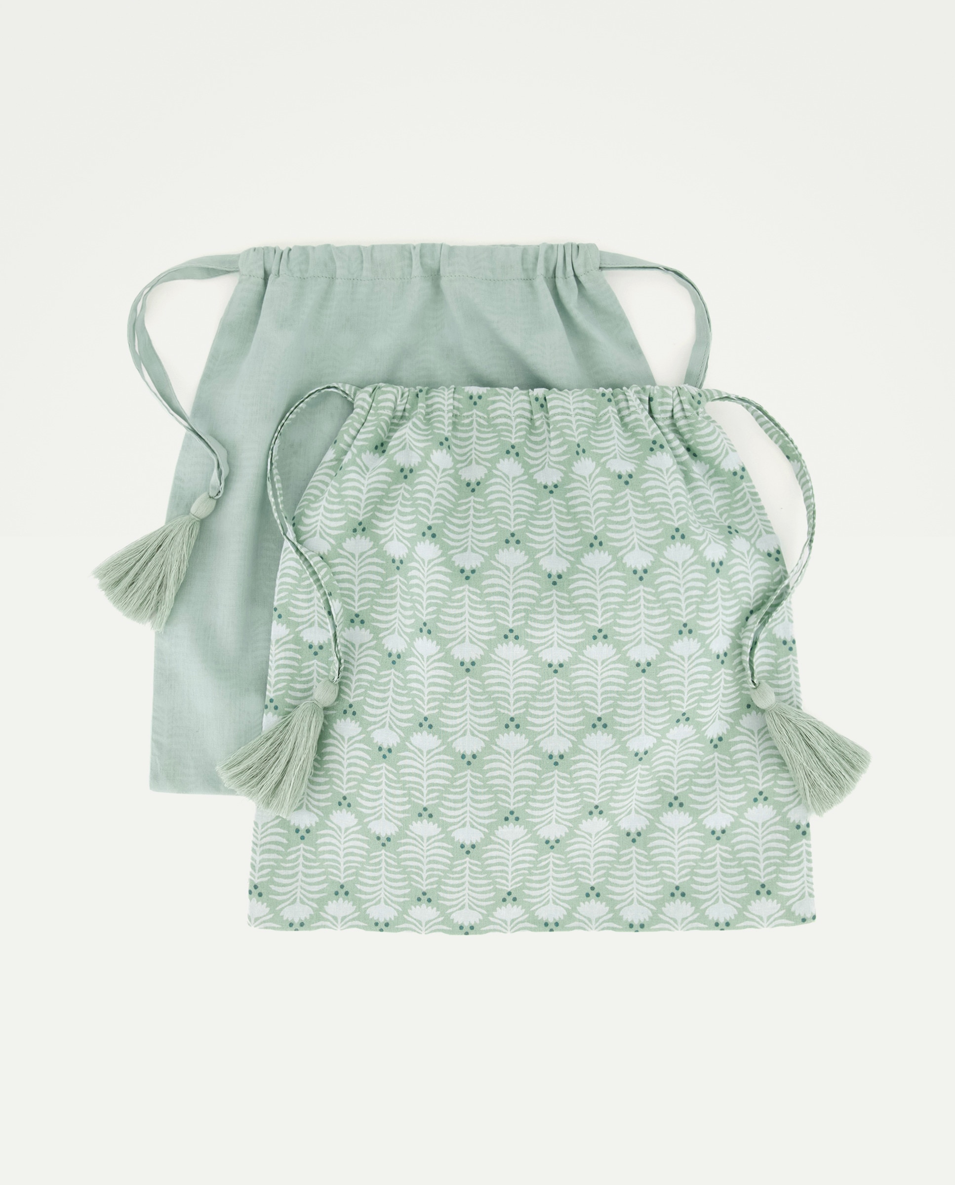 Imagen 0 de Pack 2 saquitos guardamudas infantil flor