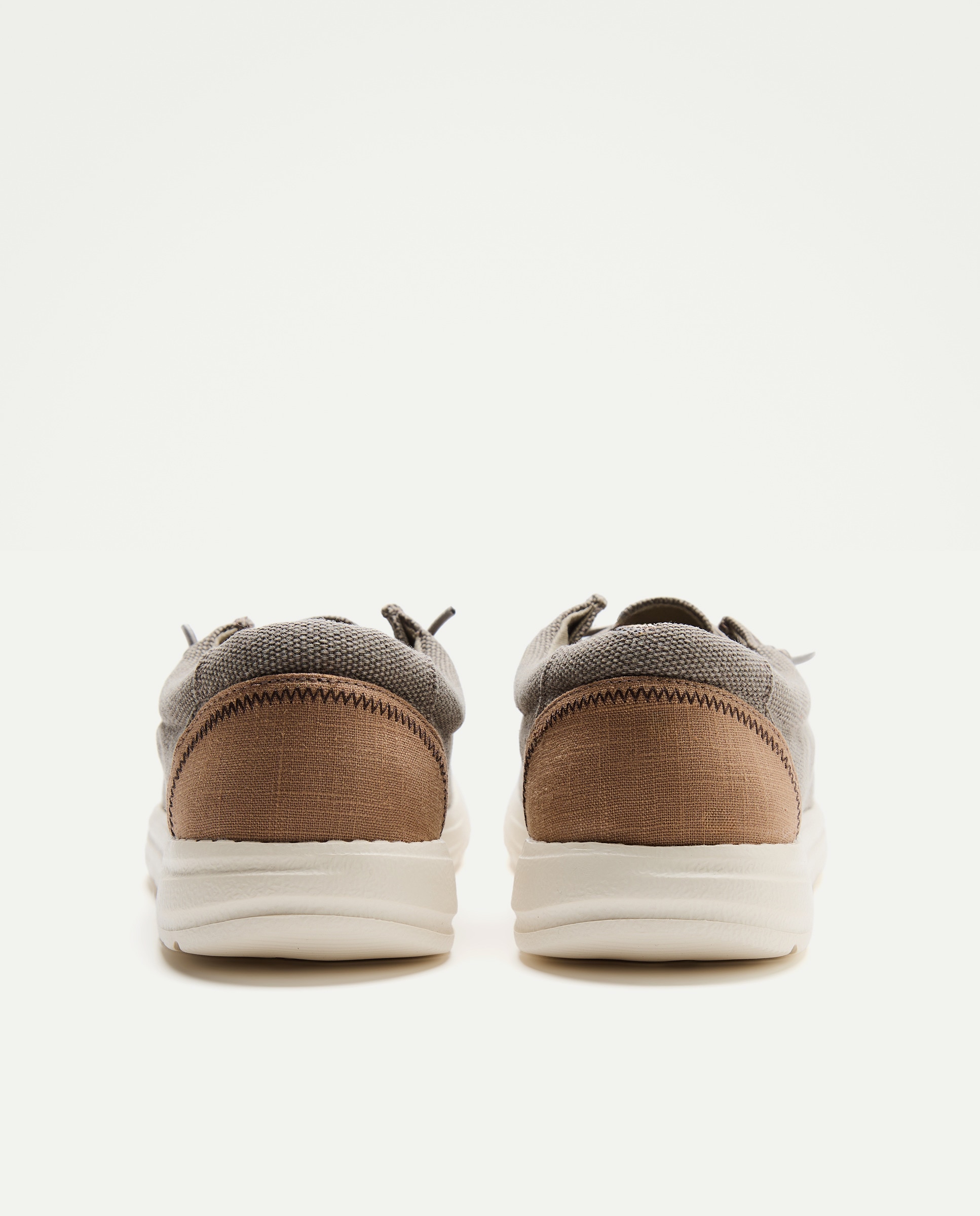 Sapatos Wallabee Castanho-3
