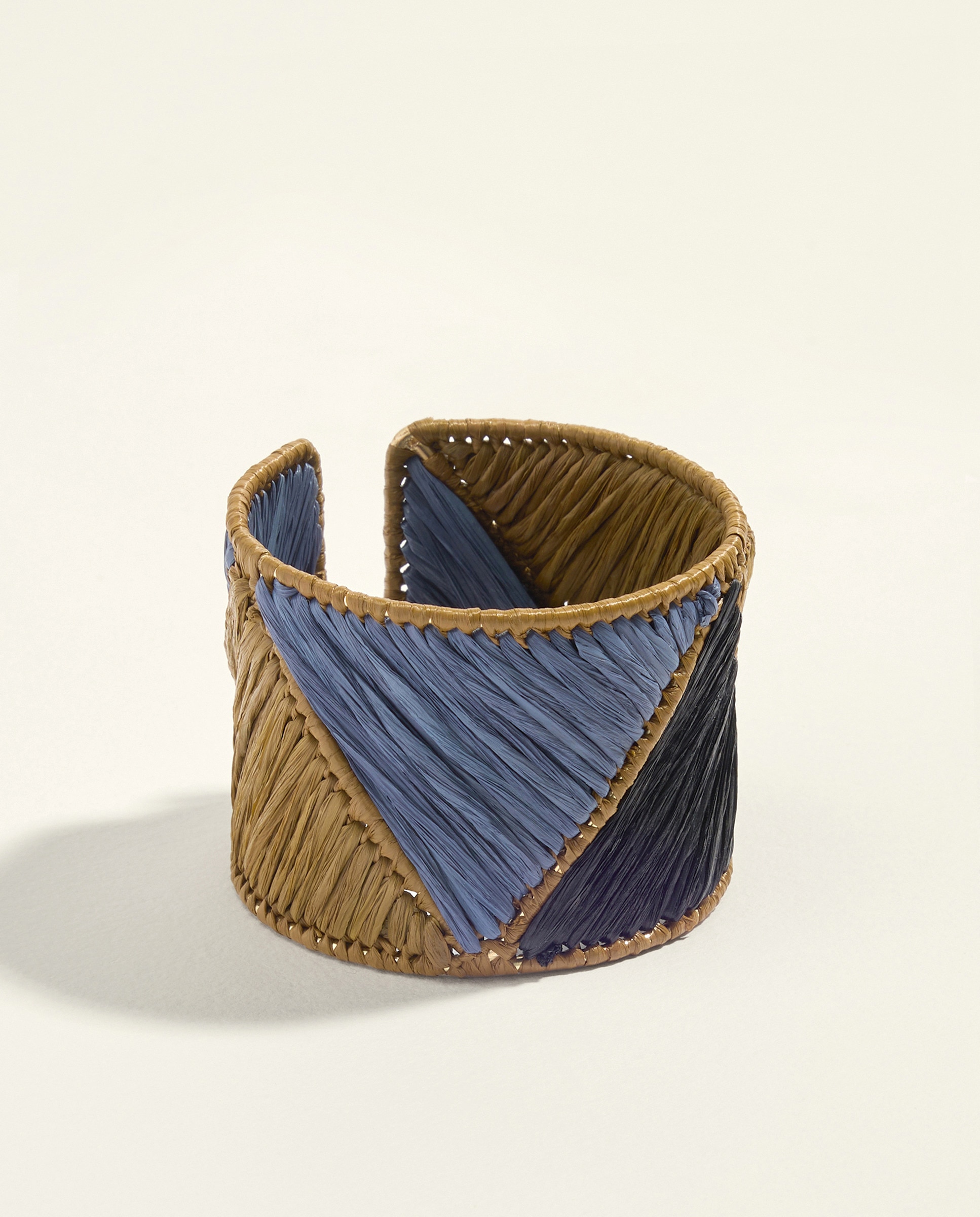 Imagem 0 de Pulseira de Papel Entrançado