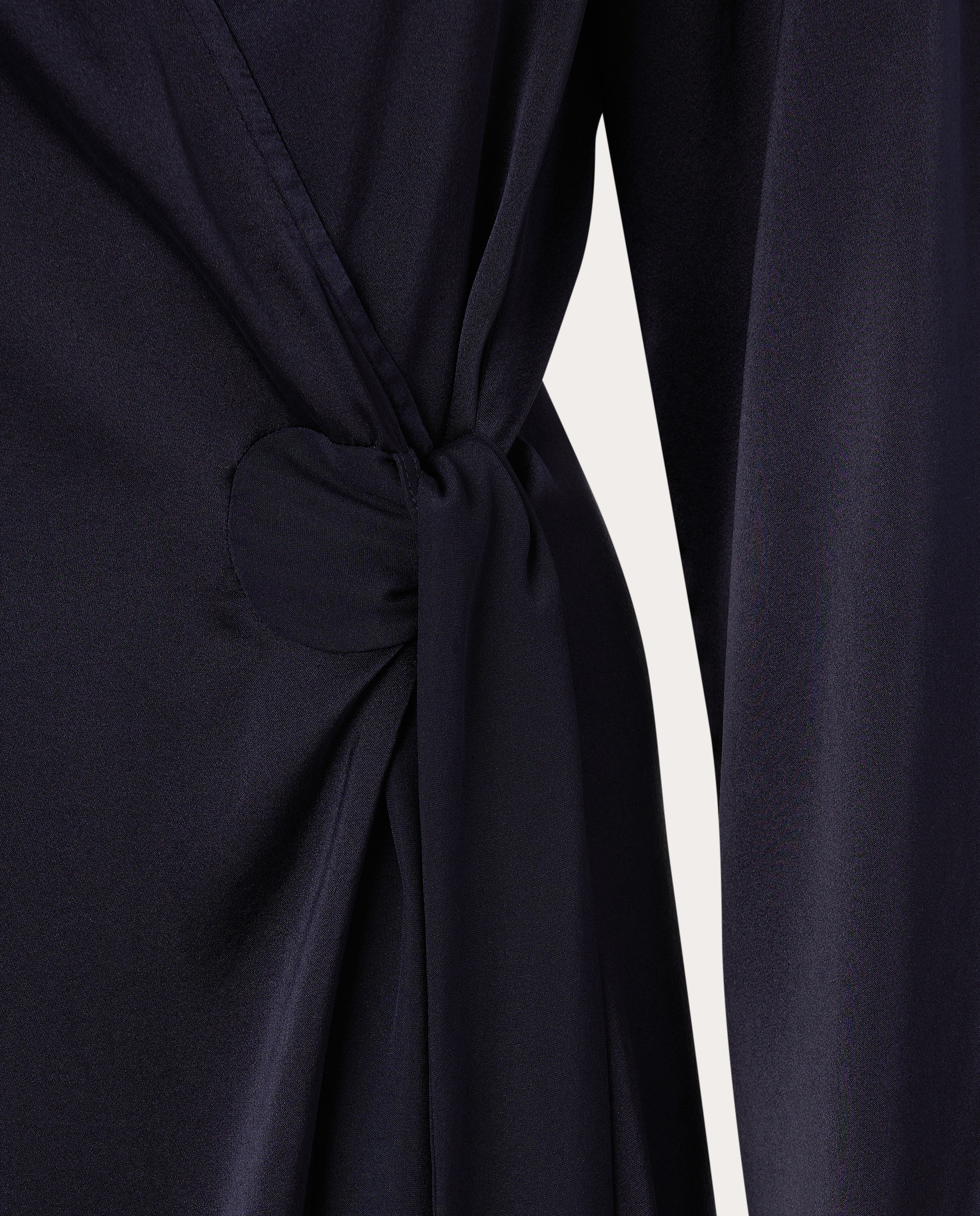 Vestido midi Preto-3