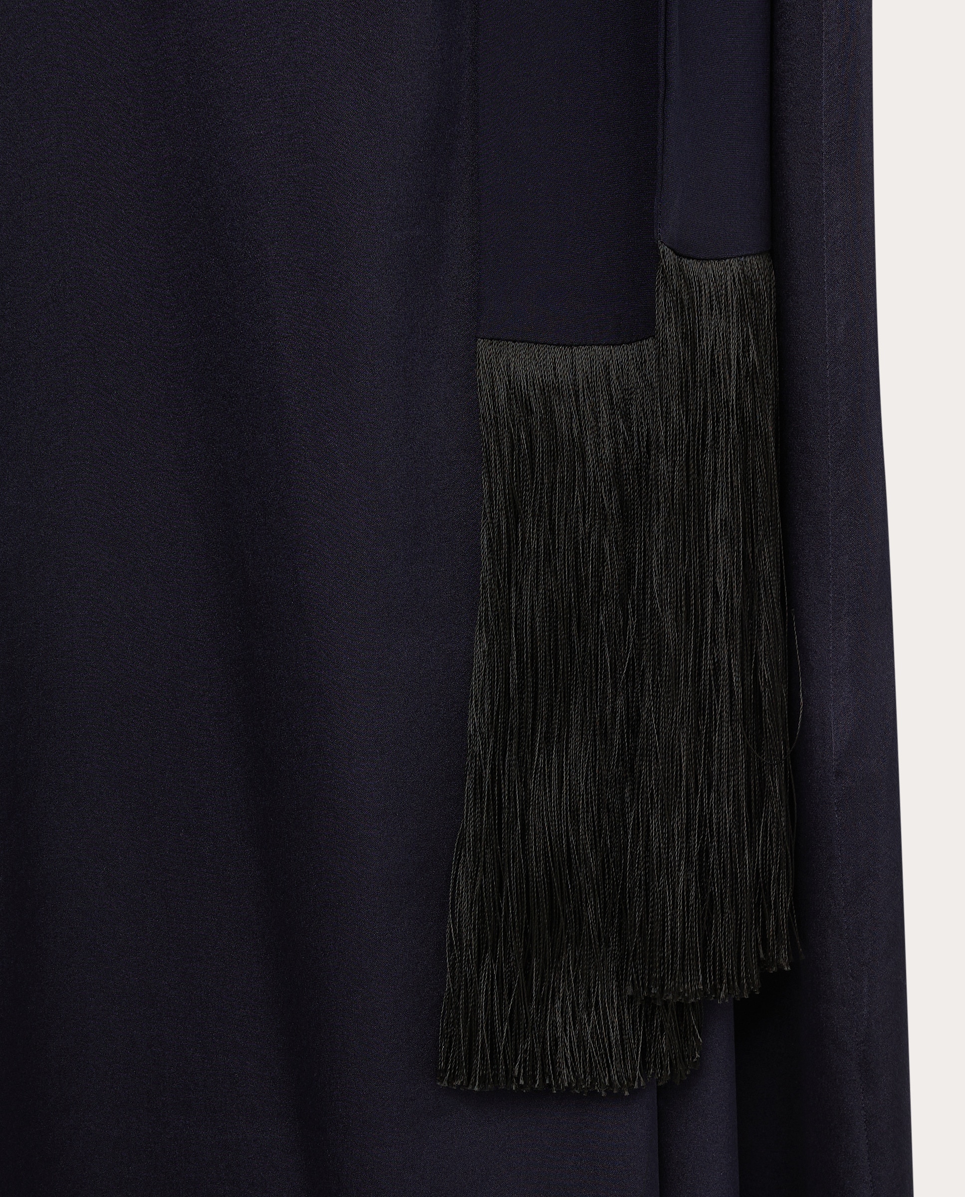 Vestido midi Preto-4