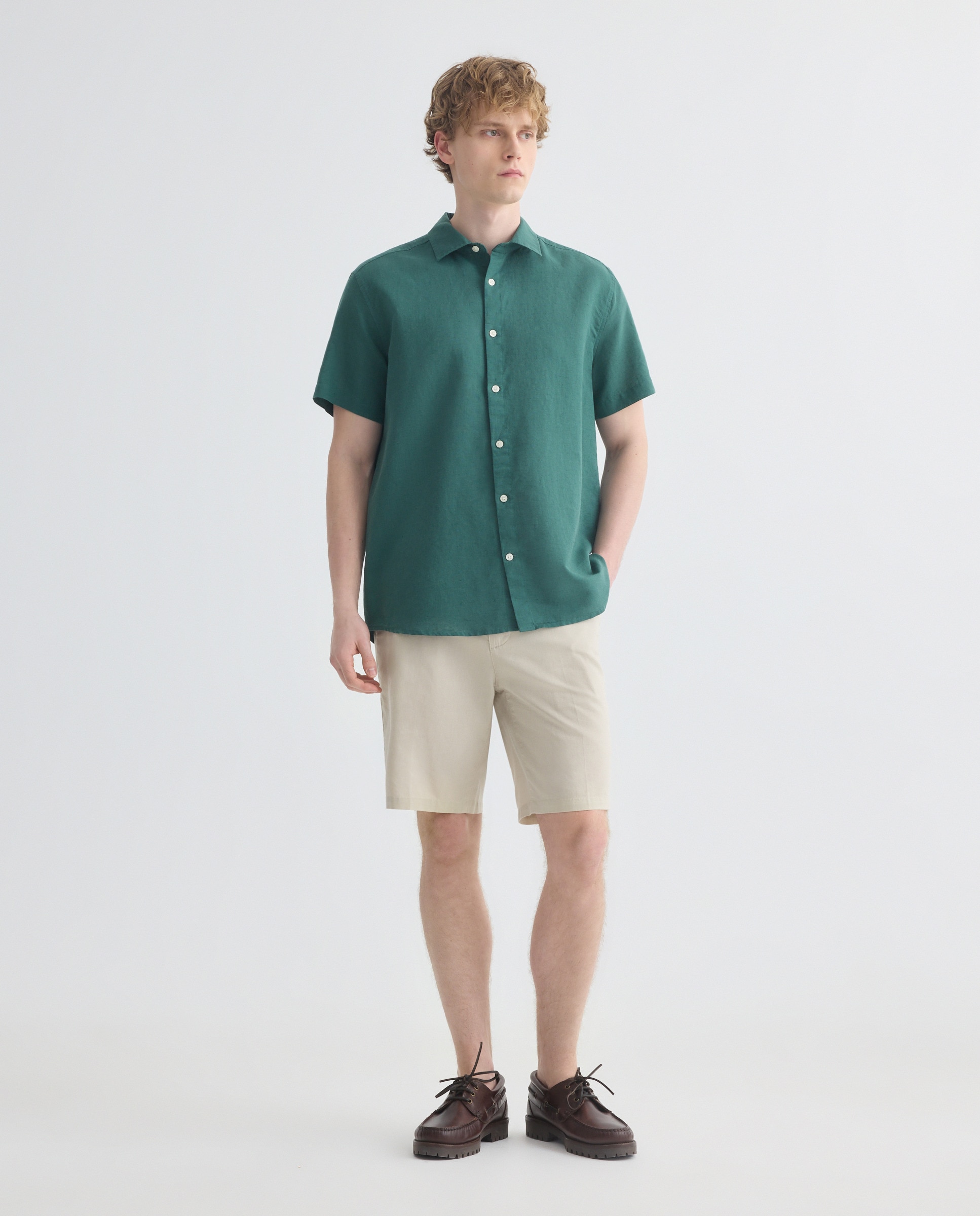 Camisa sport manga corta hombre con lino 500 VERDE-2
