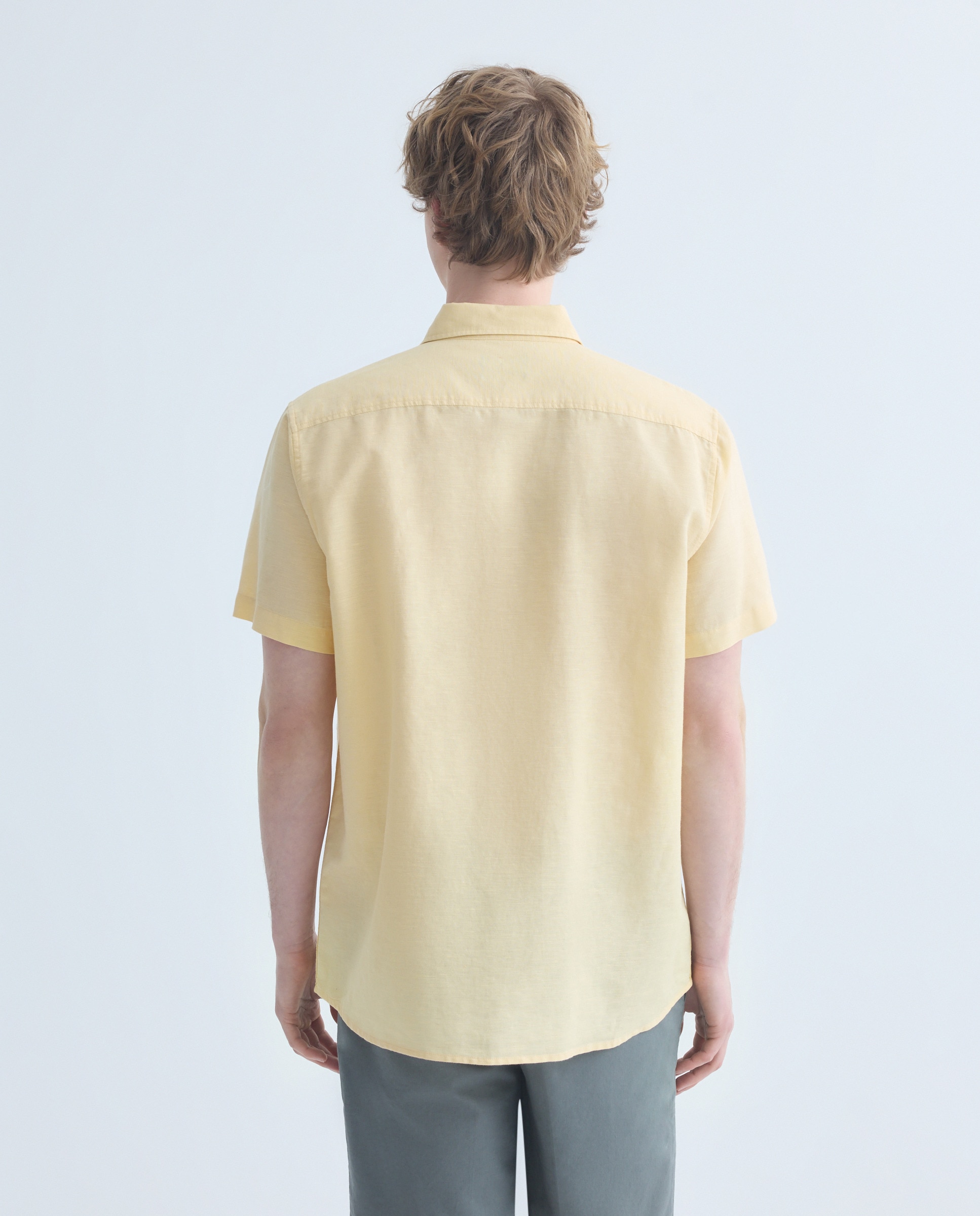 Camisa sport manga corta hombre con lino 310 Amarillo claro-3