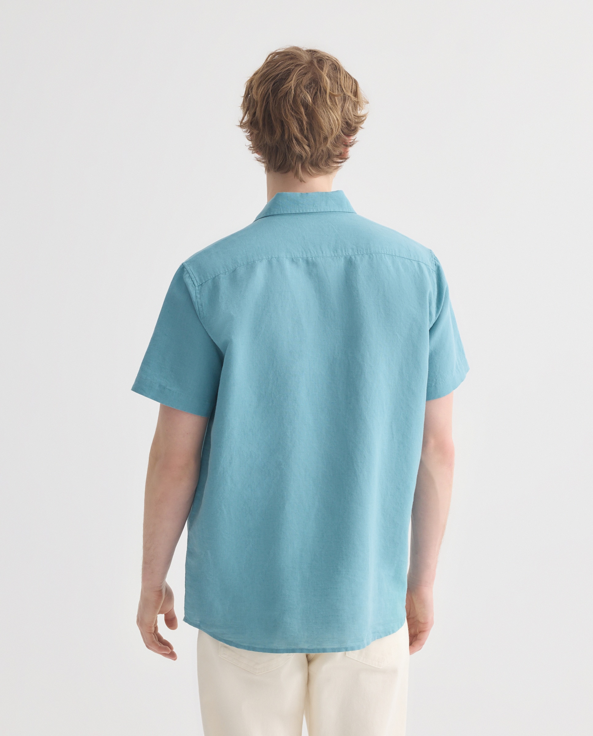 Camisa sport manga corta hombre con lino 450 Turquesa-3