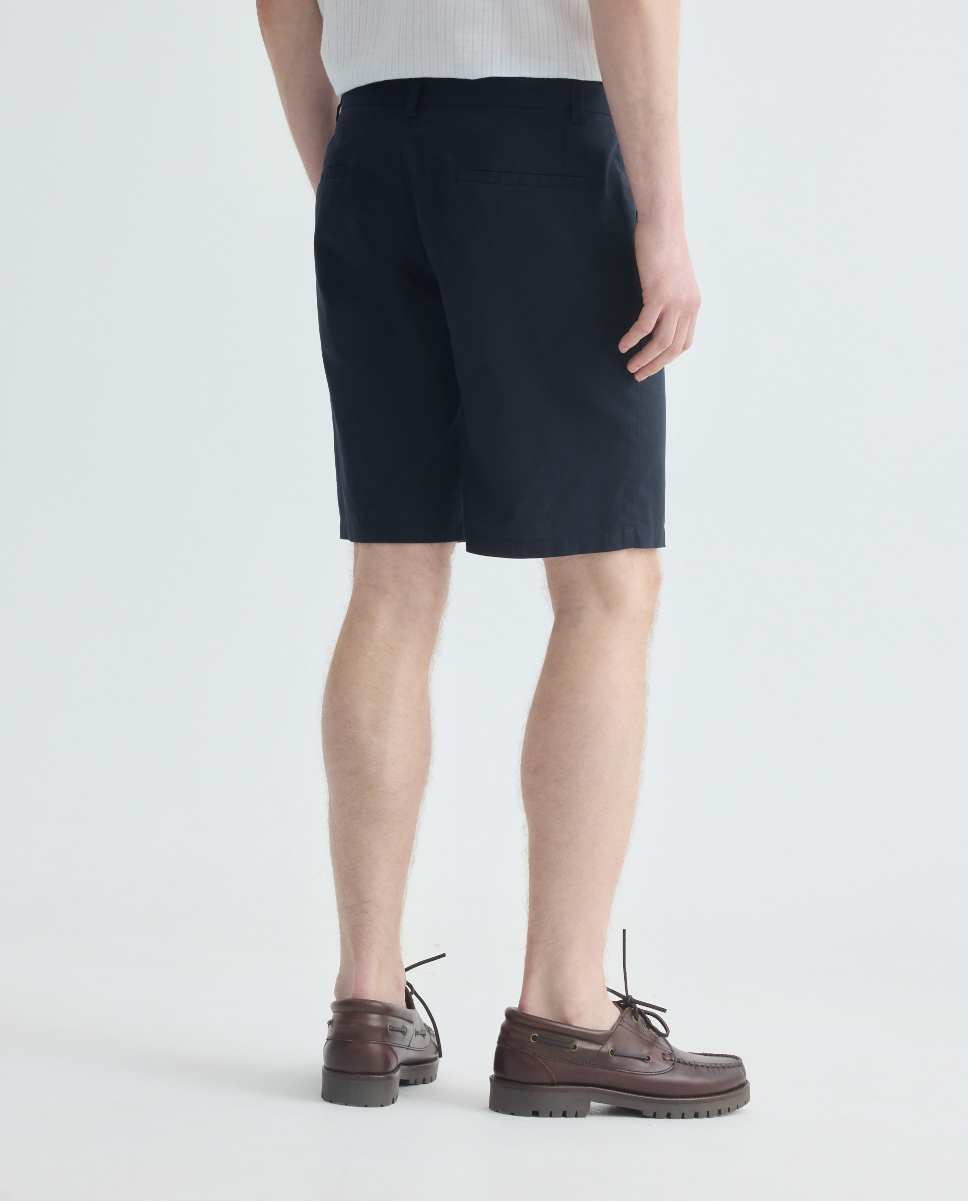 Bermuda hombre chino con lino 471 Índigo-3