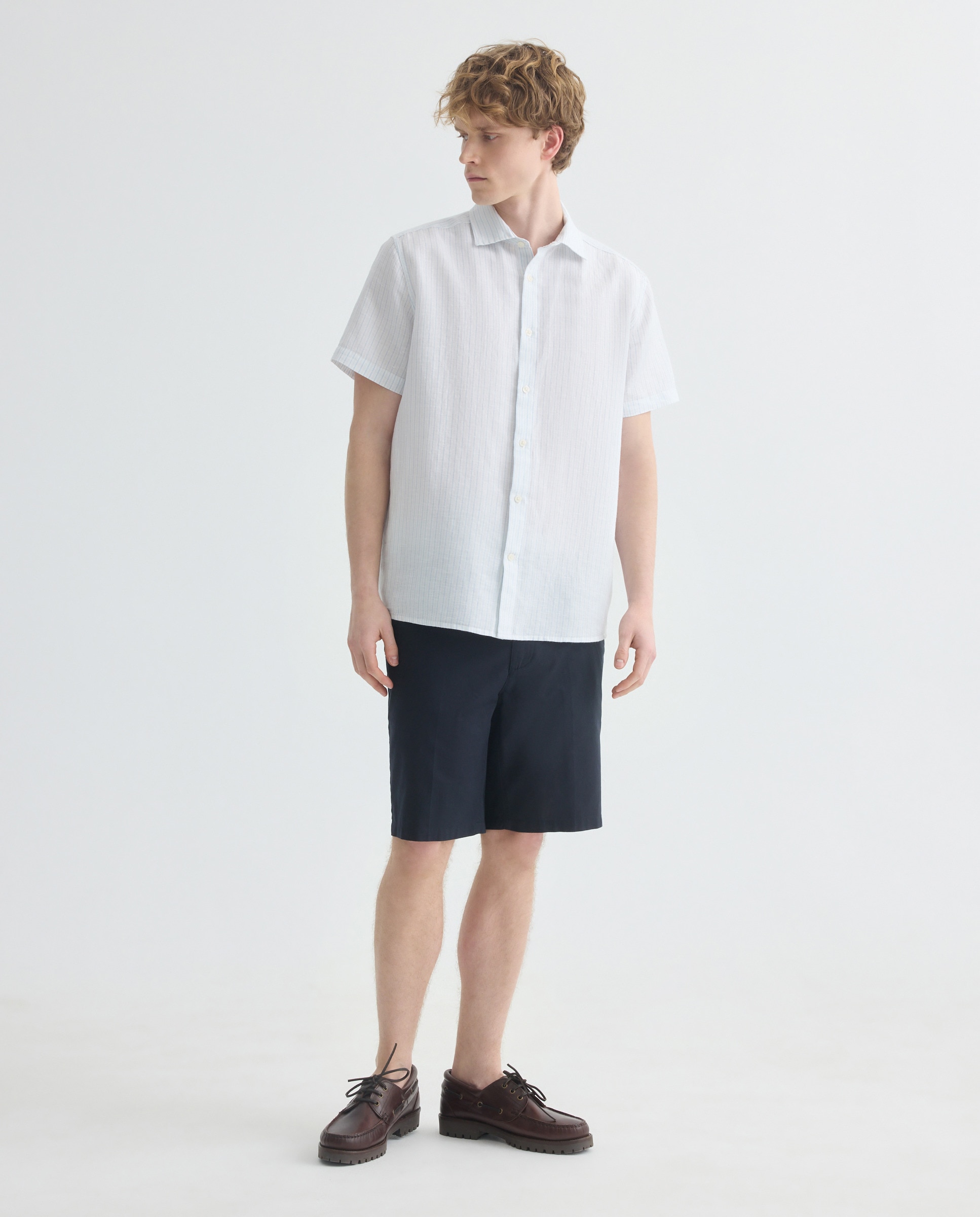 Imagen 0 de Bermuda hombre chino con lino