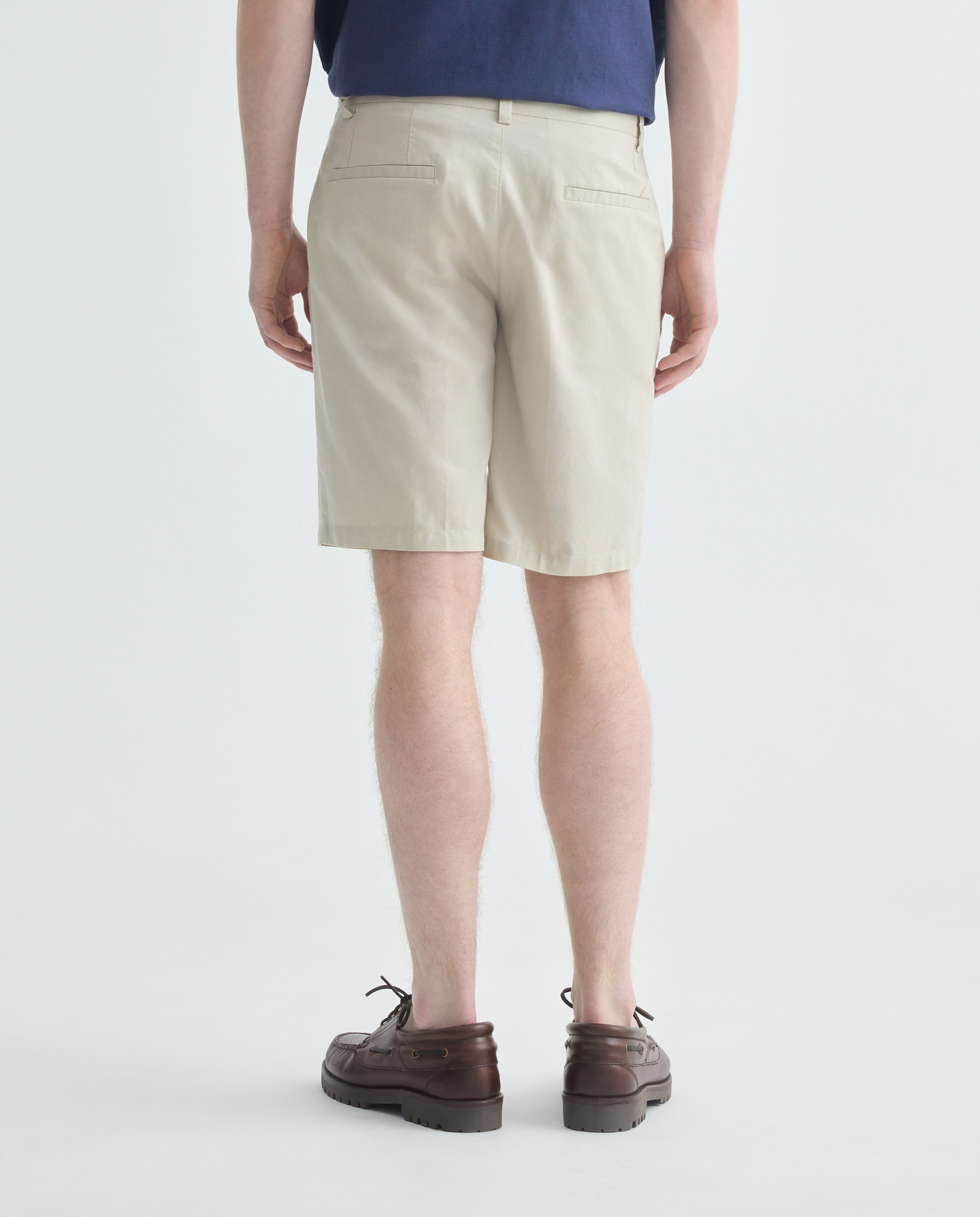 Bermuda hombre chino con lino Visón claro-3