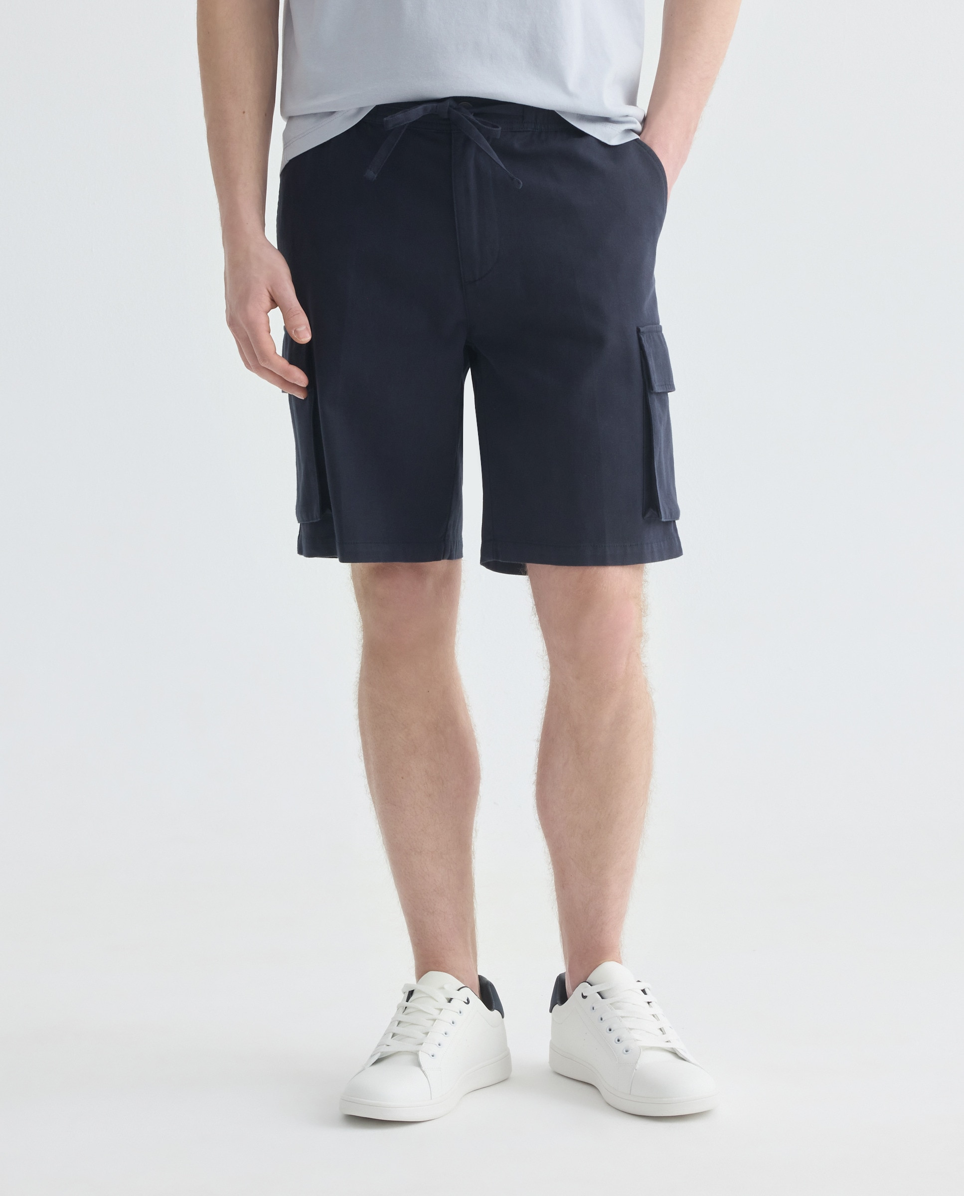 Bermuda hombre cargo con lino 471 Índigo-2