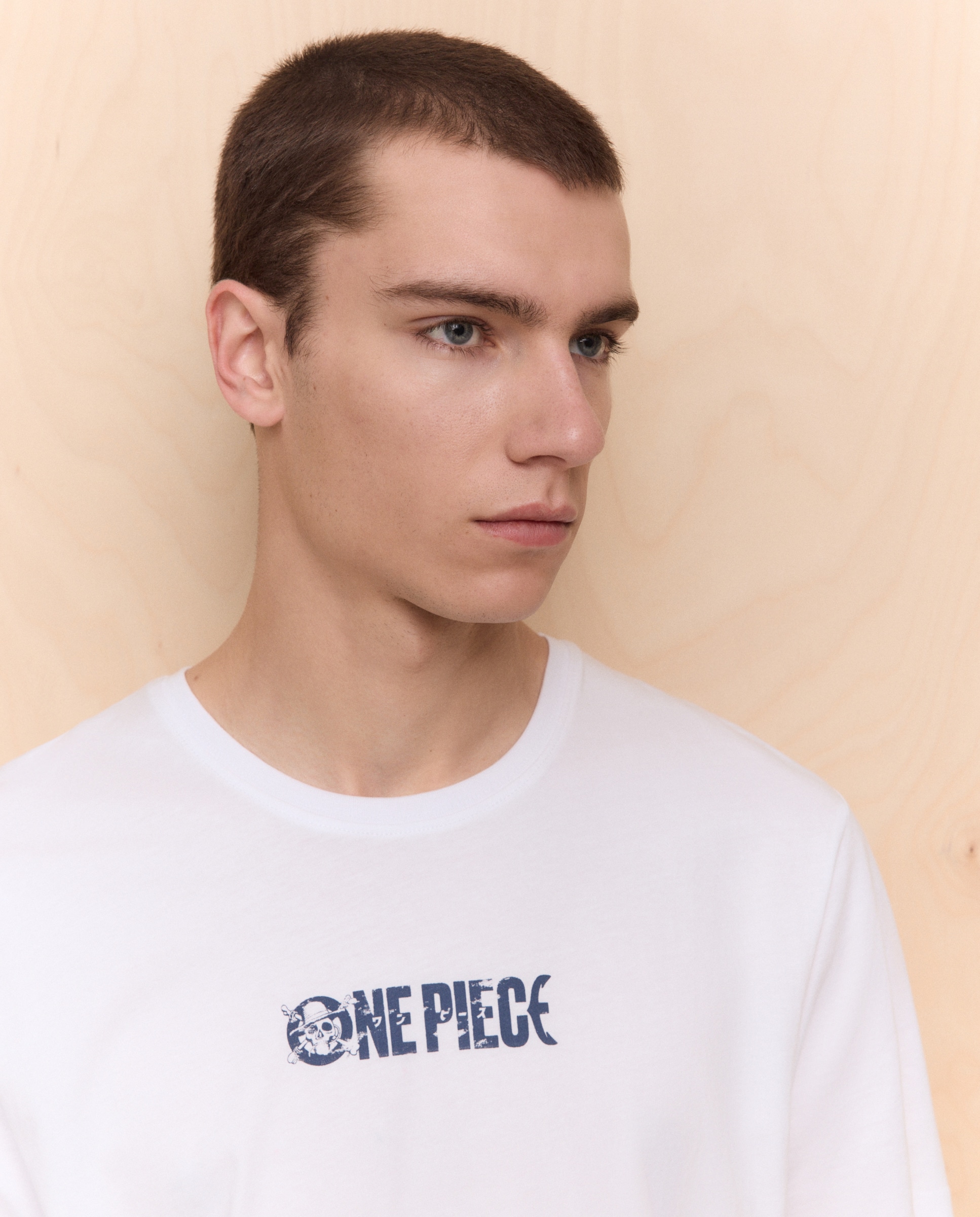 T-shirt One Piece Branco-4