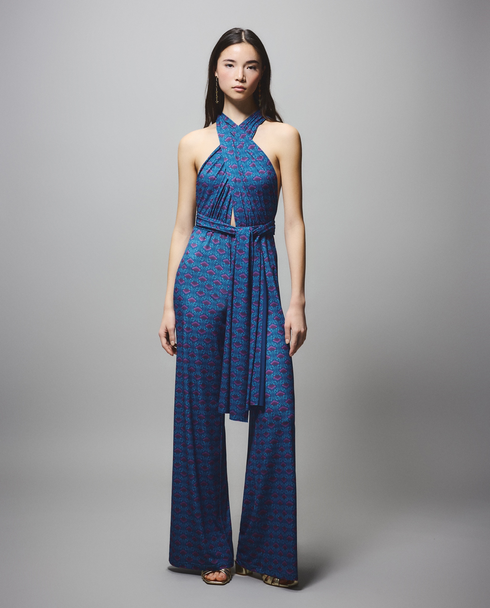 Imagem 0 de Macacão com Estampado Multiposições