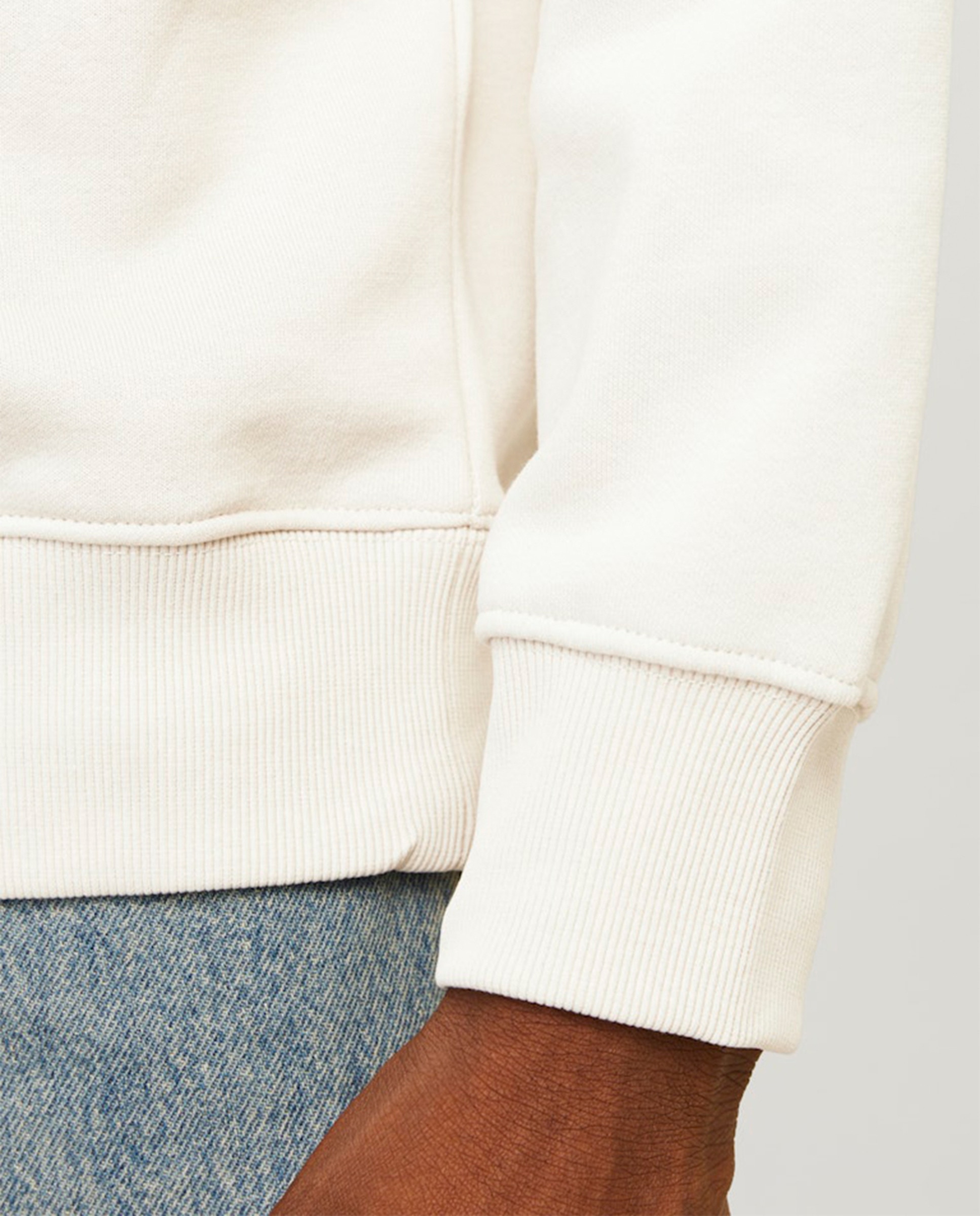 Sweatshirt Lisa de Manga Comprida e Gola Redonda Bege-4