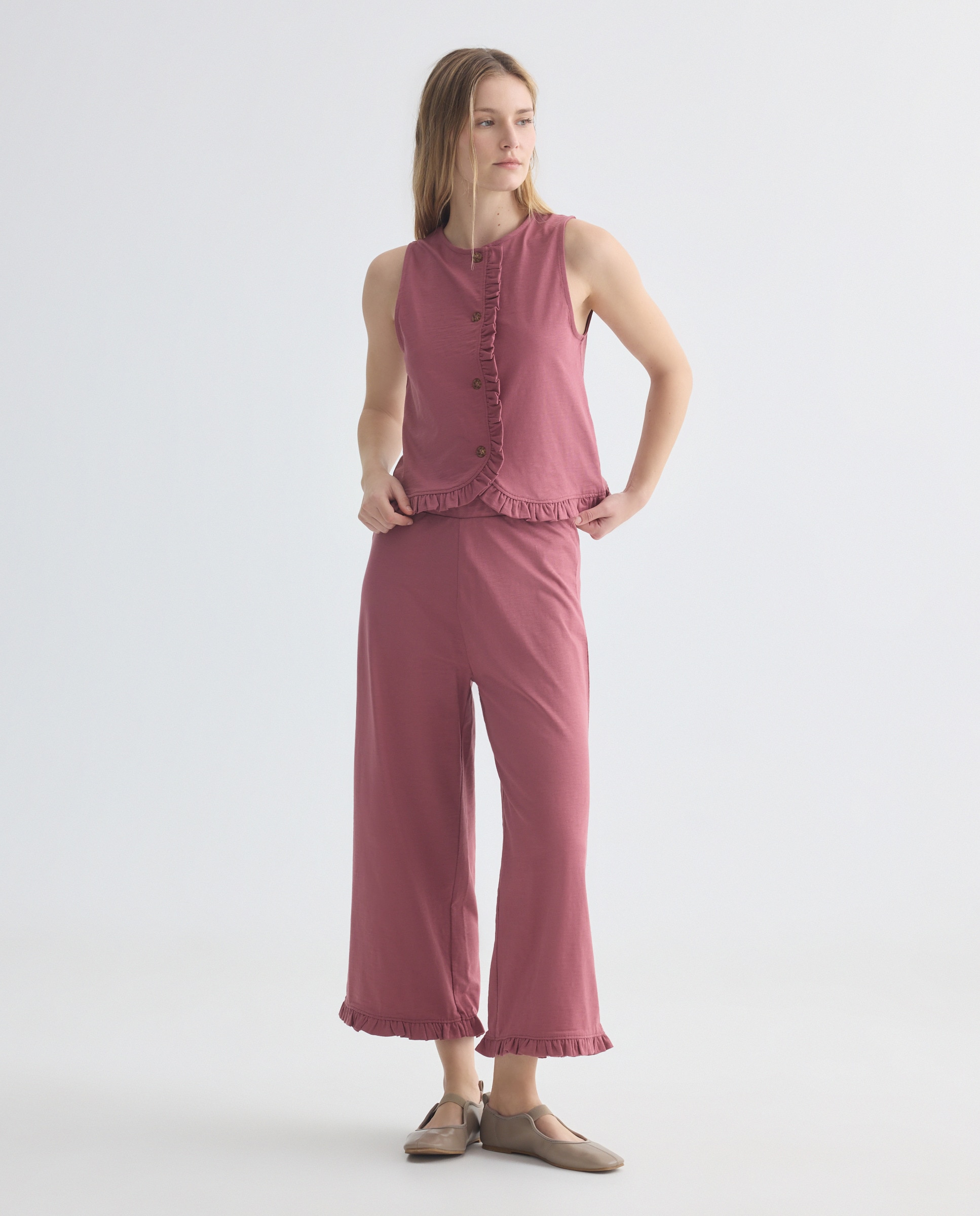 Imagen 0 de Pantalón ancho mujer con volantes en el bajo