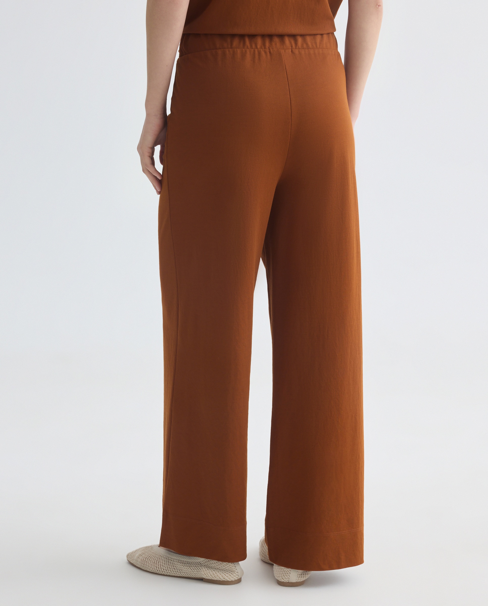 Pantalón de mujer ancho con lazada Toffee-3