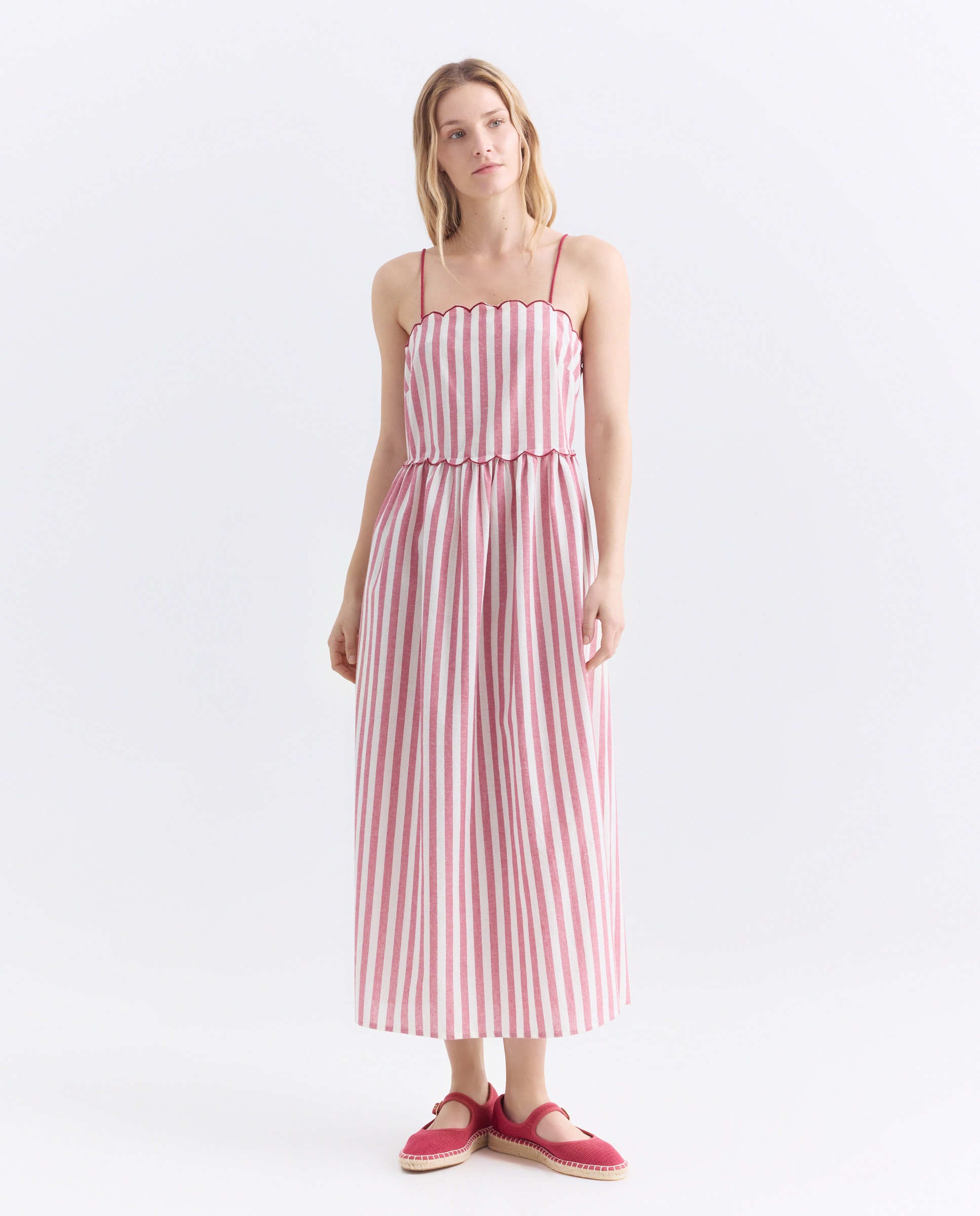 Imagen 0 de Vestido de mujer de rayas con contrastes