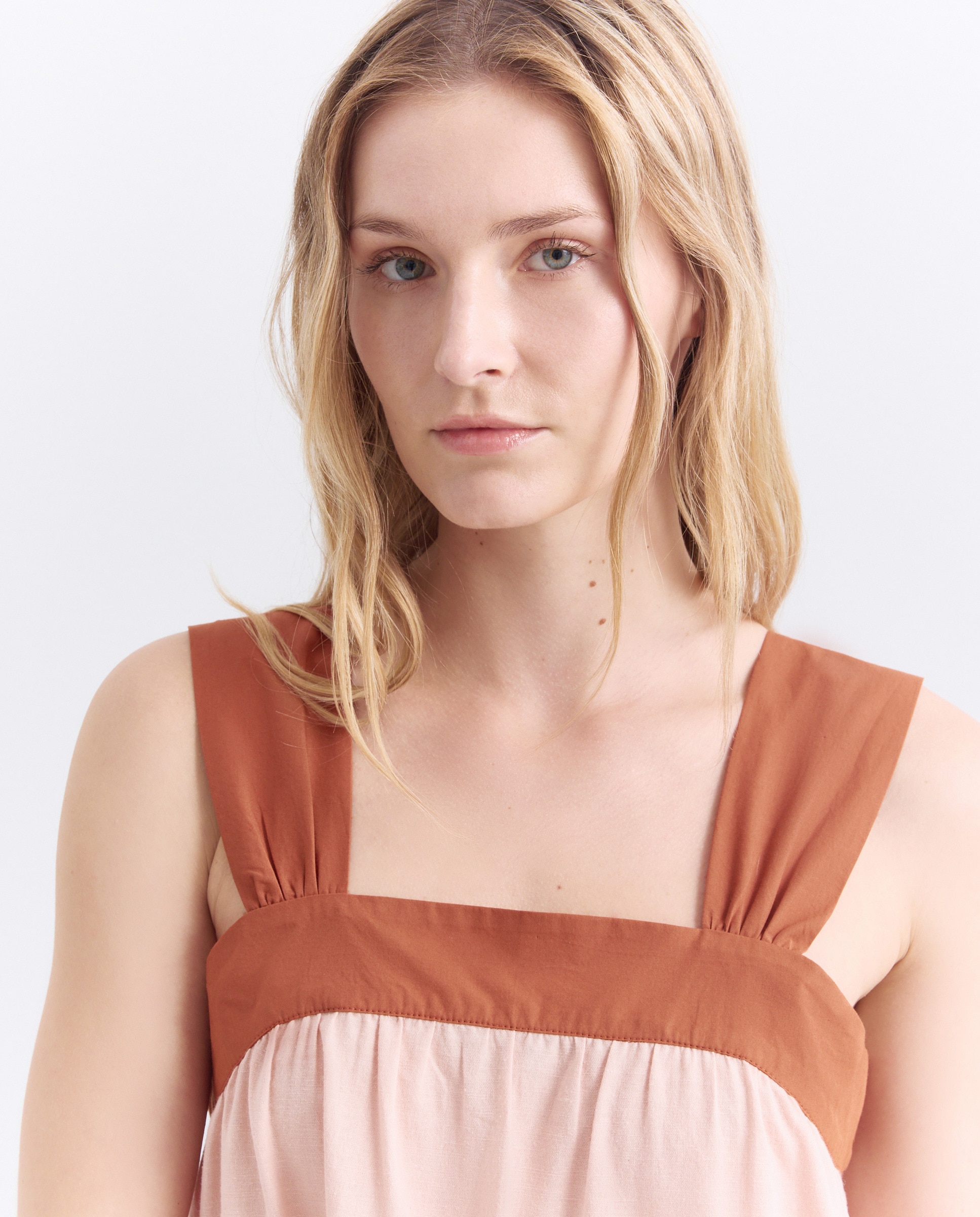 Vestido de mujer con contrastes 200 Rosa-4