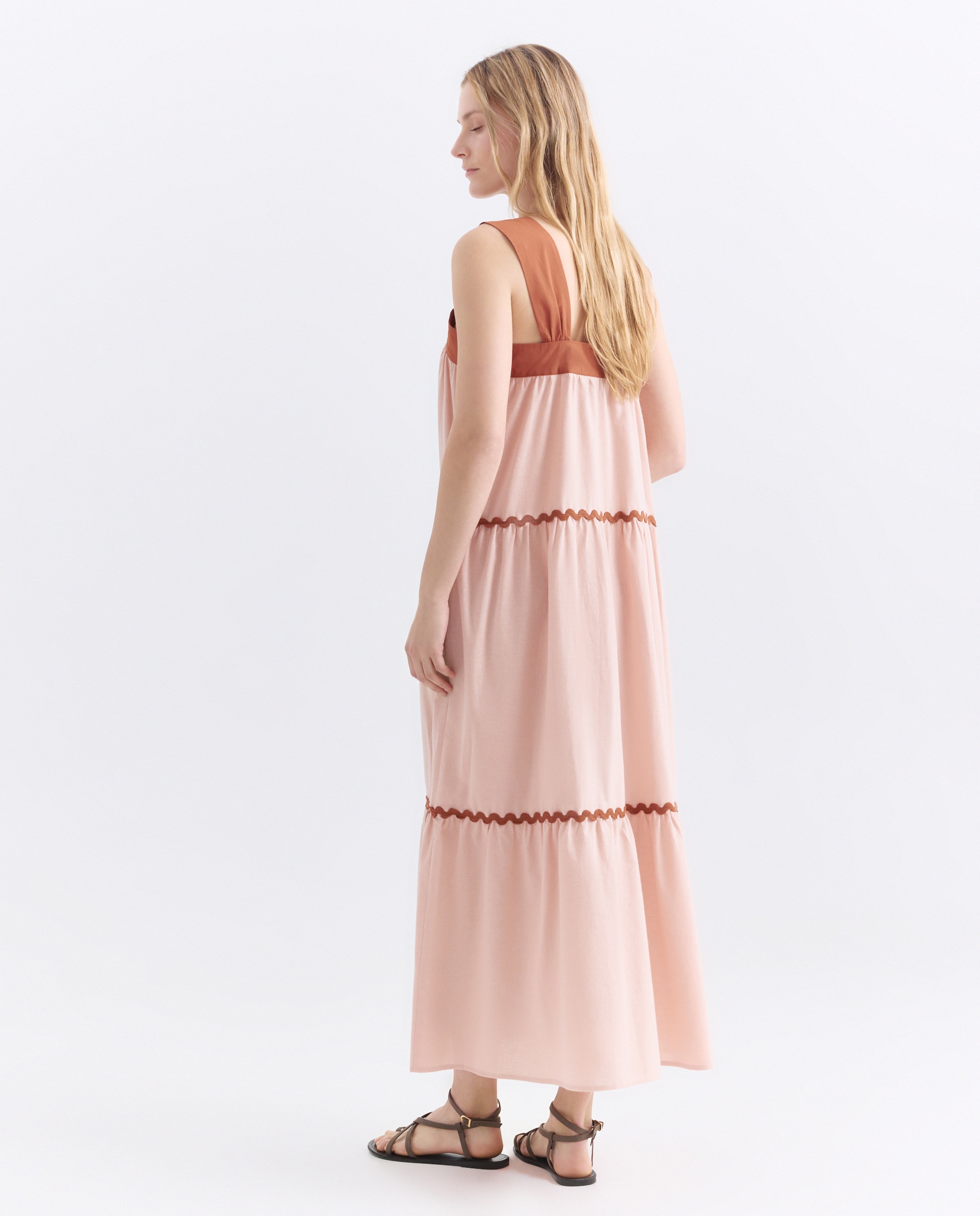 Vestido de mujer con contrastes 200 Rosa-3