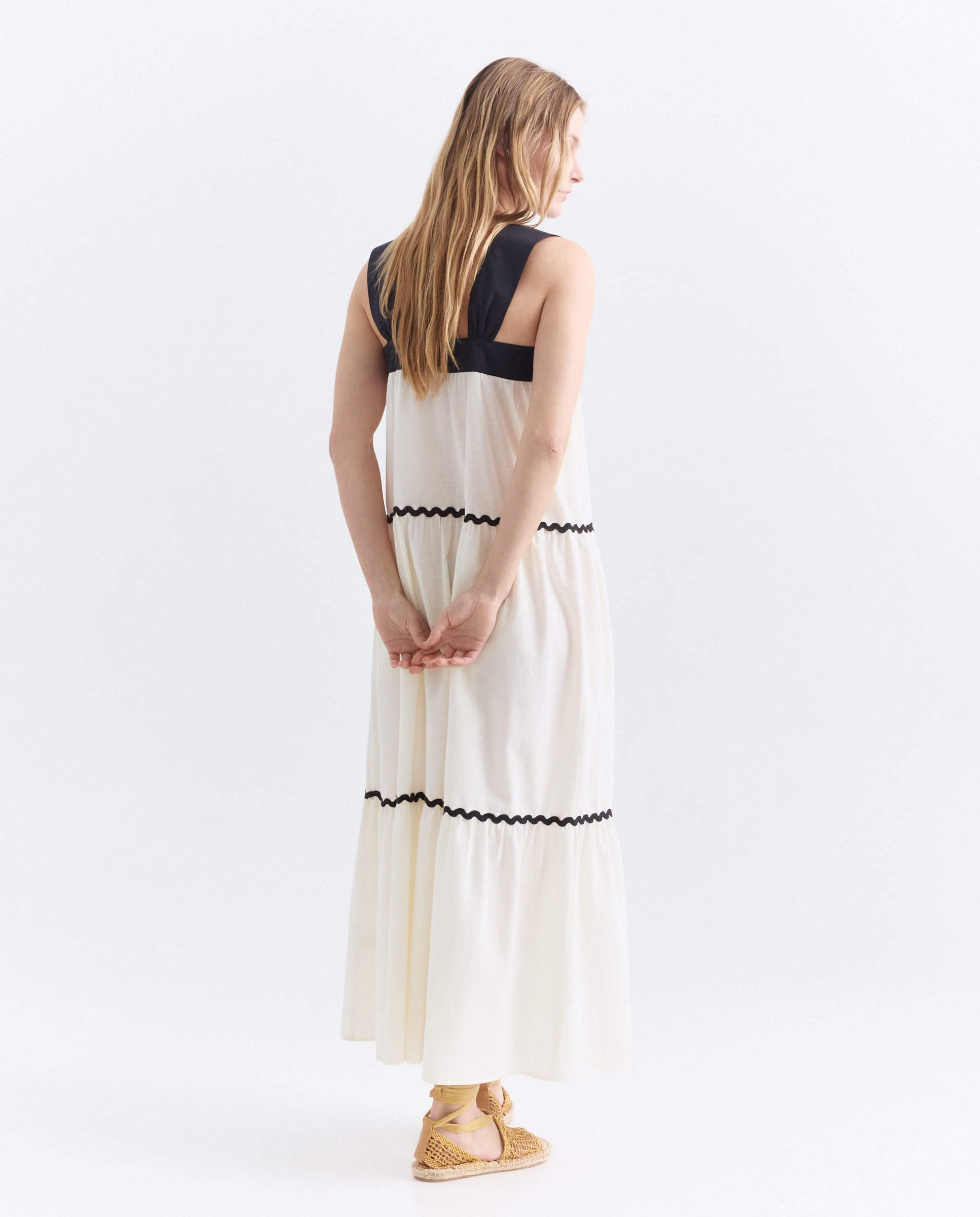 Vestido de mujer con contraste Negro-3