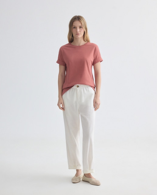 Imagen 0 de Camiseta básica de mujer cuello caja