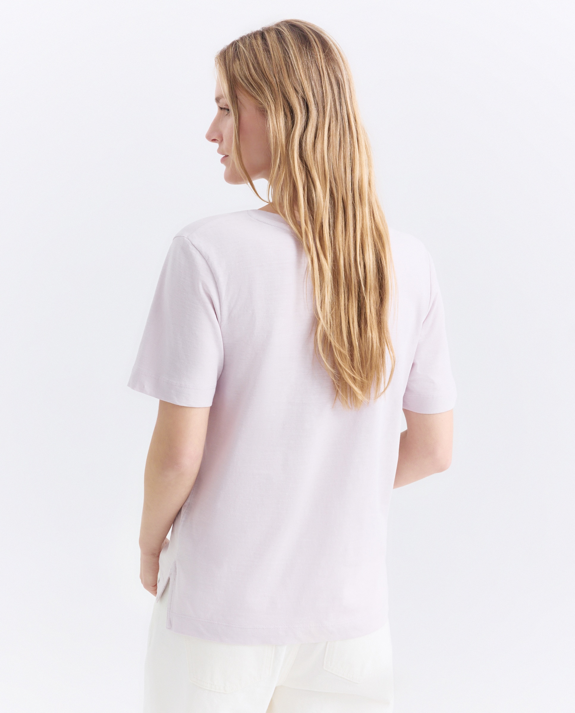 Camiseta básica de mujer cuello pico 283 Lavanda-3