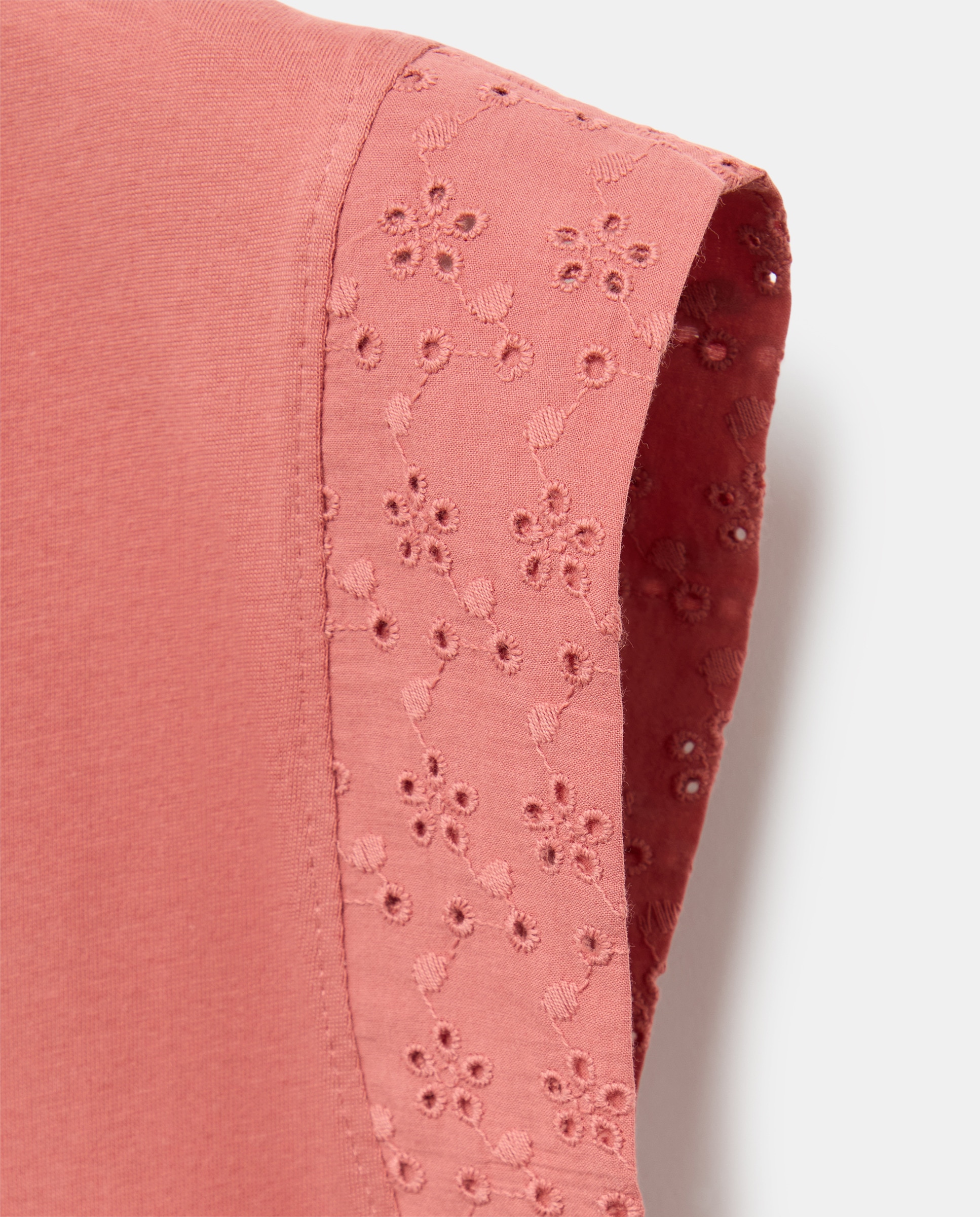 Camiseta sin mangas de mujer con detalle bordado en hombro 230 Rosa oscuro-5