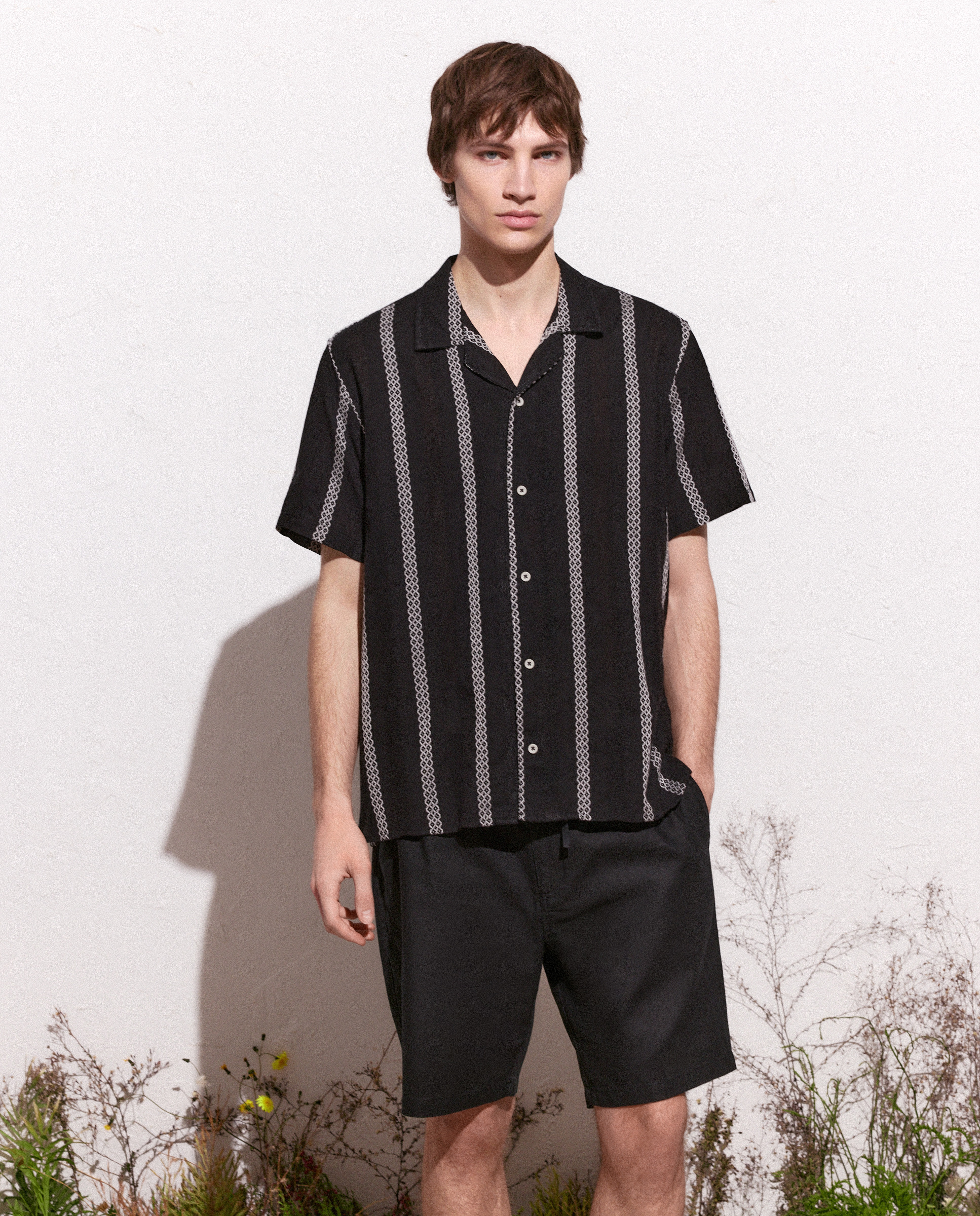 Camisa de Manga Curta Preto-2