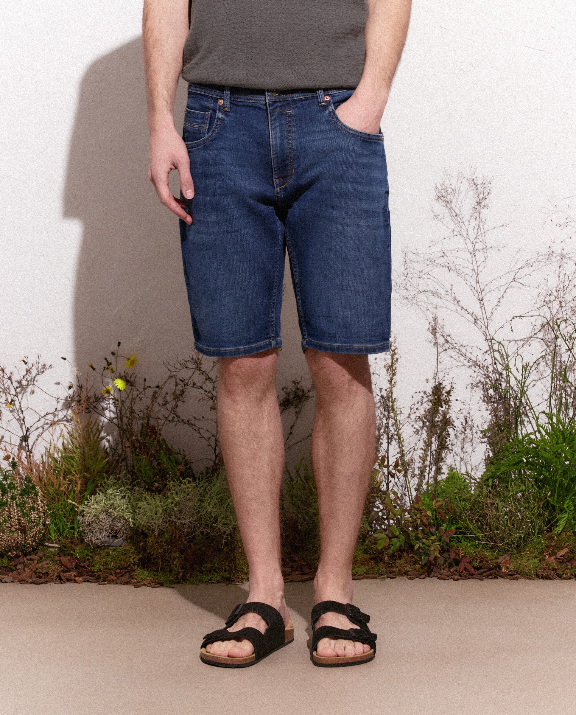 Bermudas de Ganga e Malha Azul-escuro-2