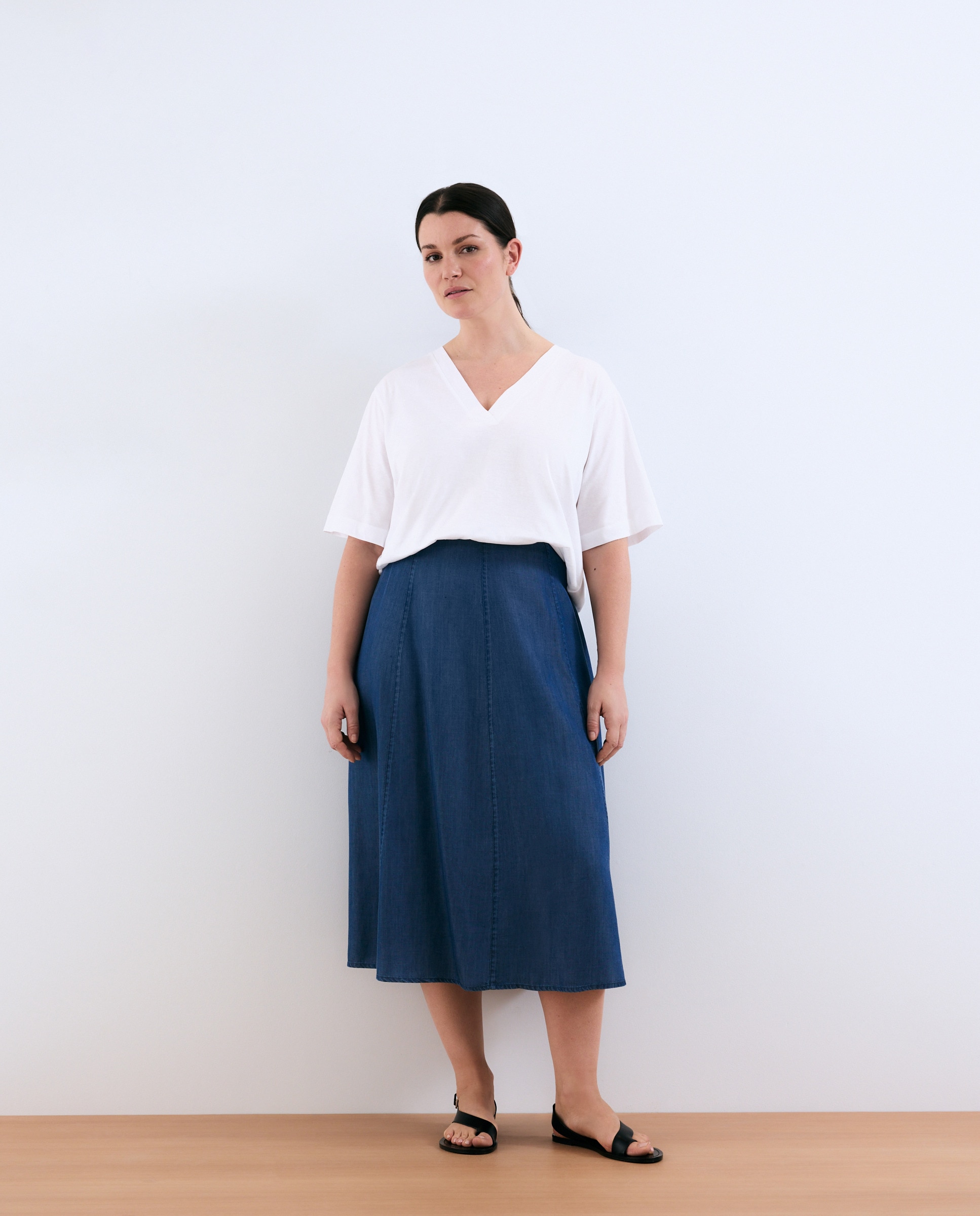 Imagem 0 de Saia Midi Fluida de Lyocell