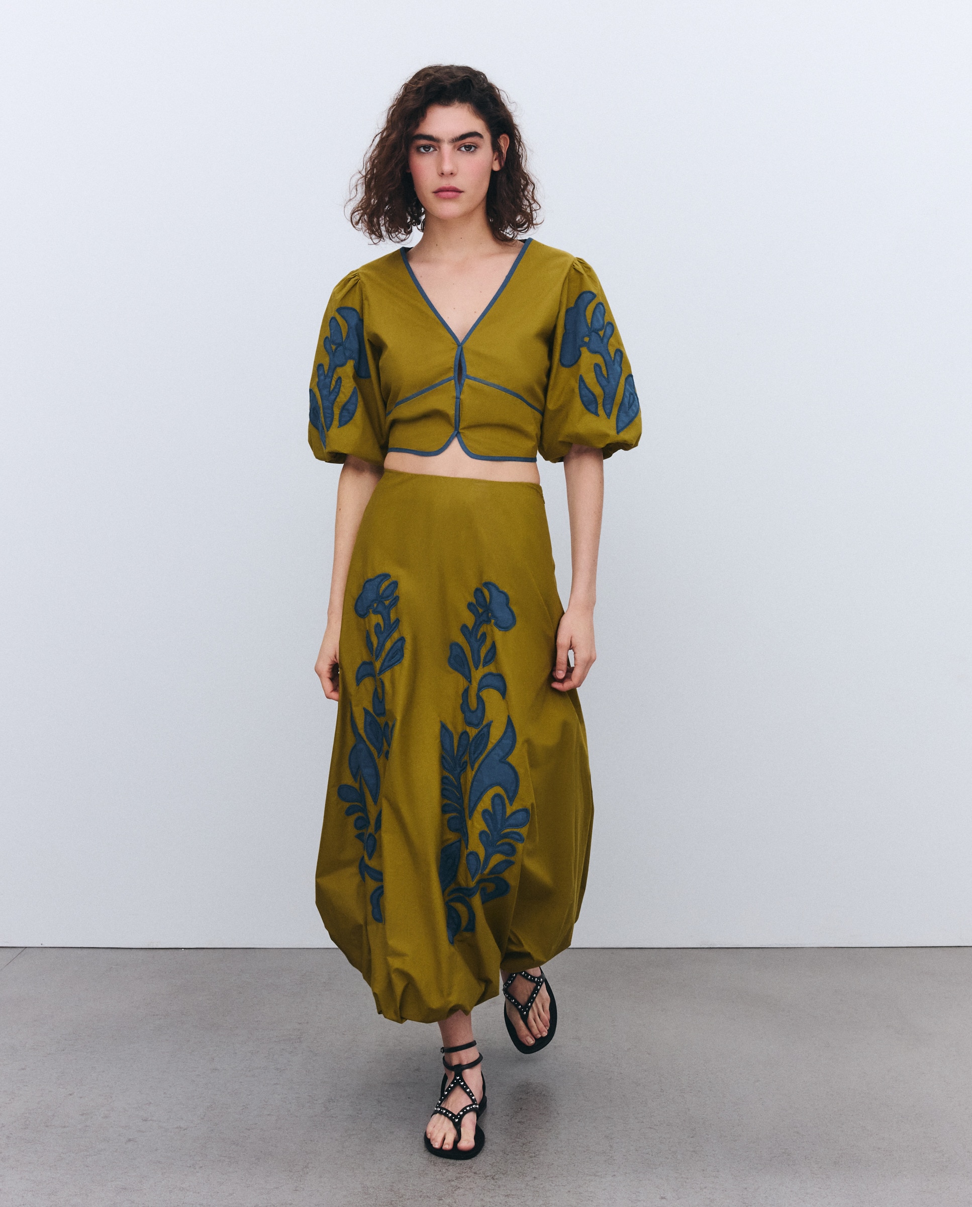 Imagem 0 de Saia Balão com Estampado Posicional