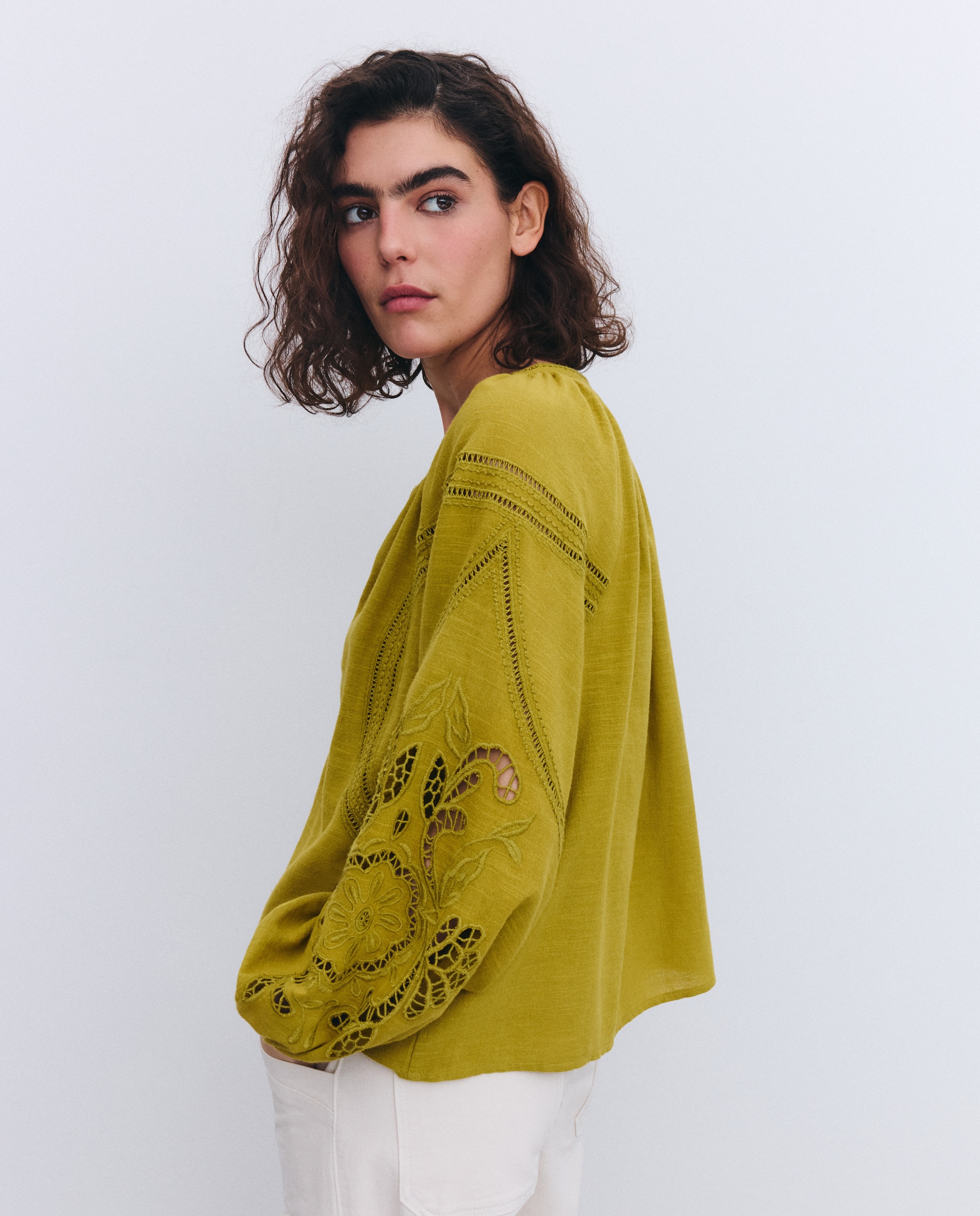 Blusa de manga comprida com bordado Sabão-2