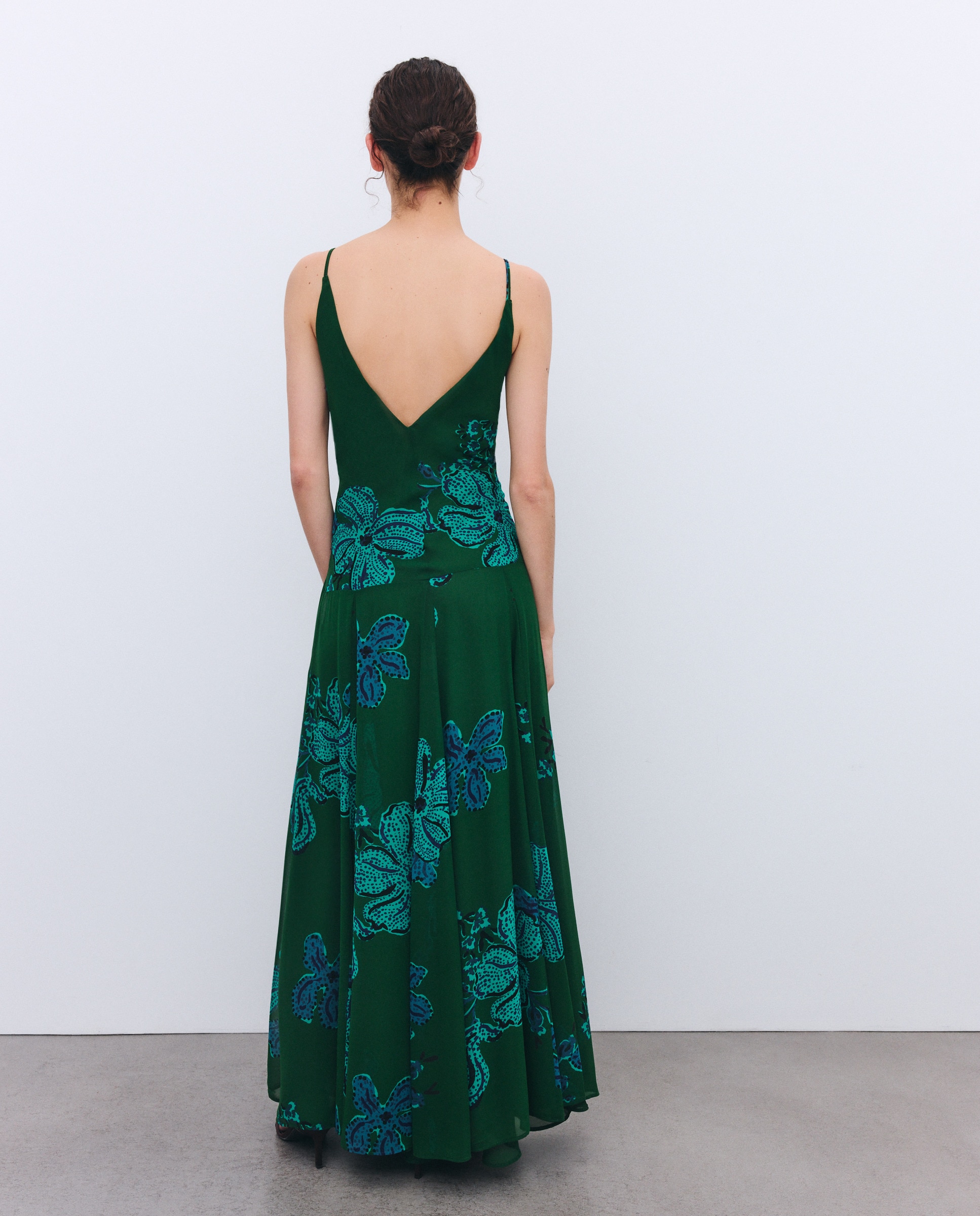 Vestido Estampado Comprido com Alças Verde-4