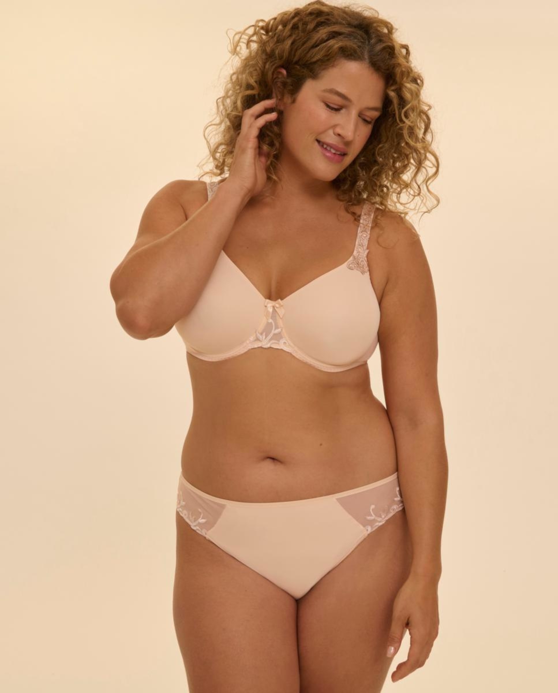 Soutien Andora Simone Pérèle plus size com aro Bege-3