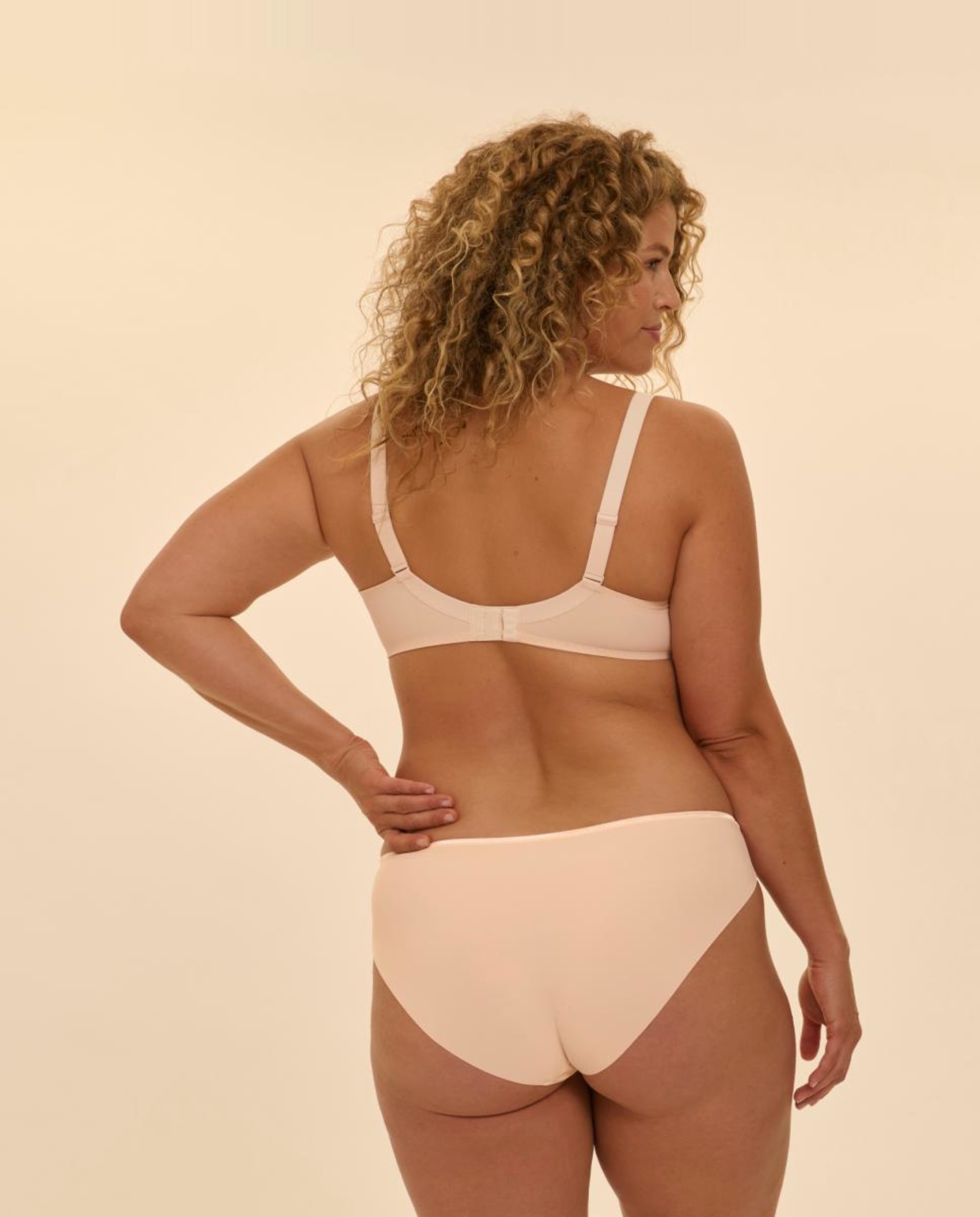 Soutien Andora Simone Pérèle plus size com aro Bege-2