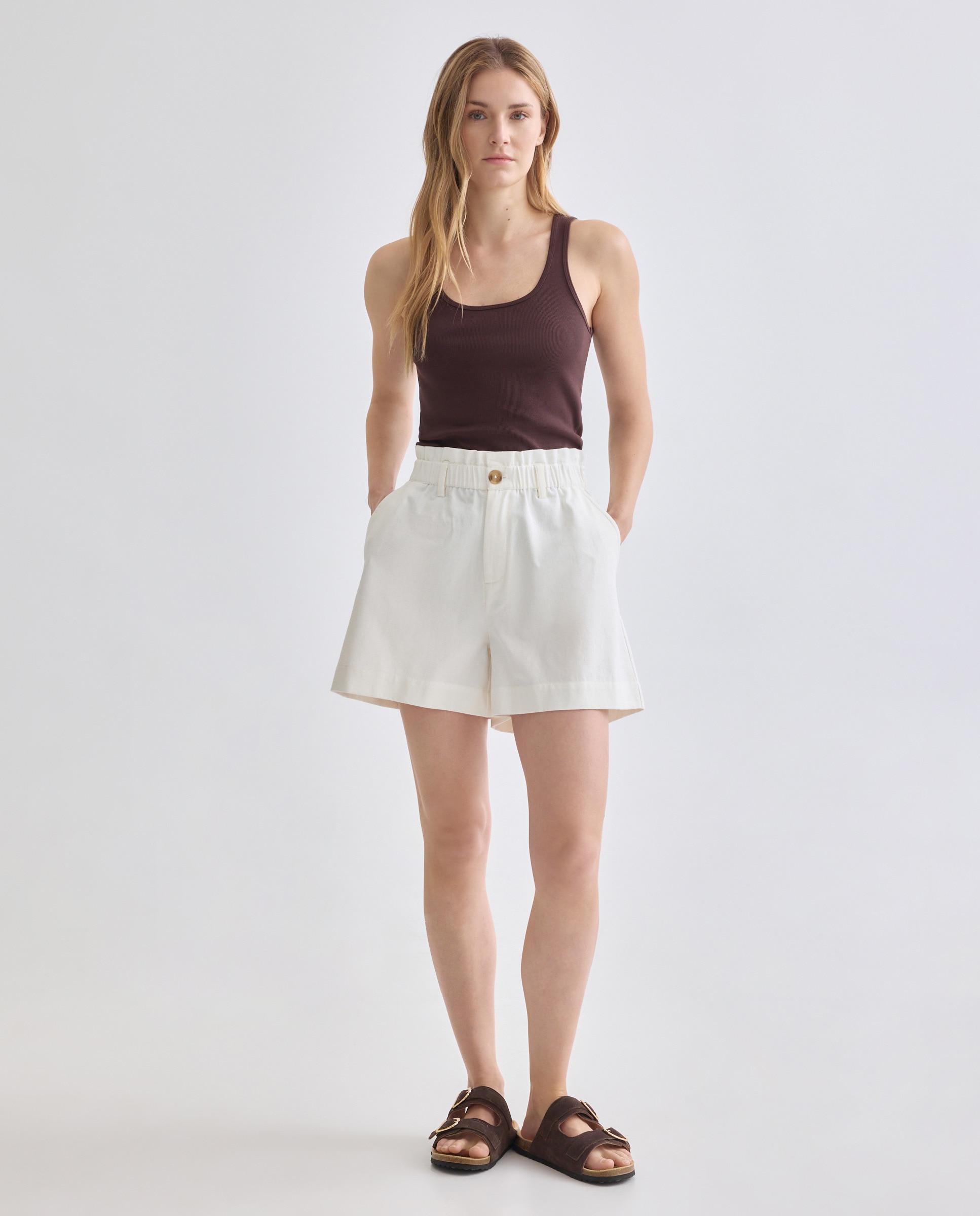 Imagen 0 de Shorts de mujer con cintura elástica