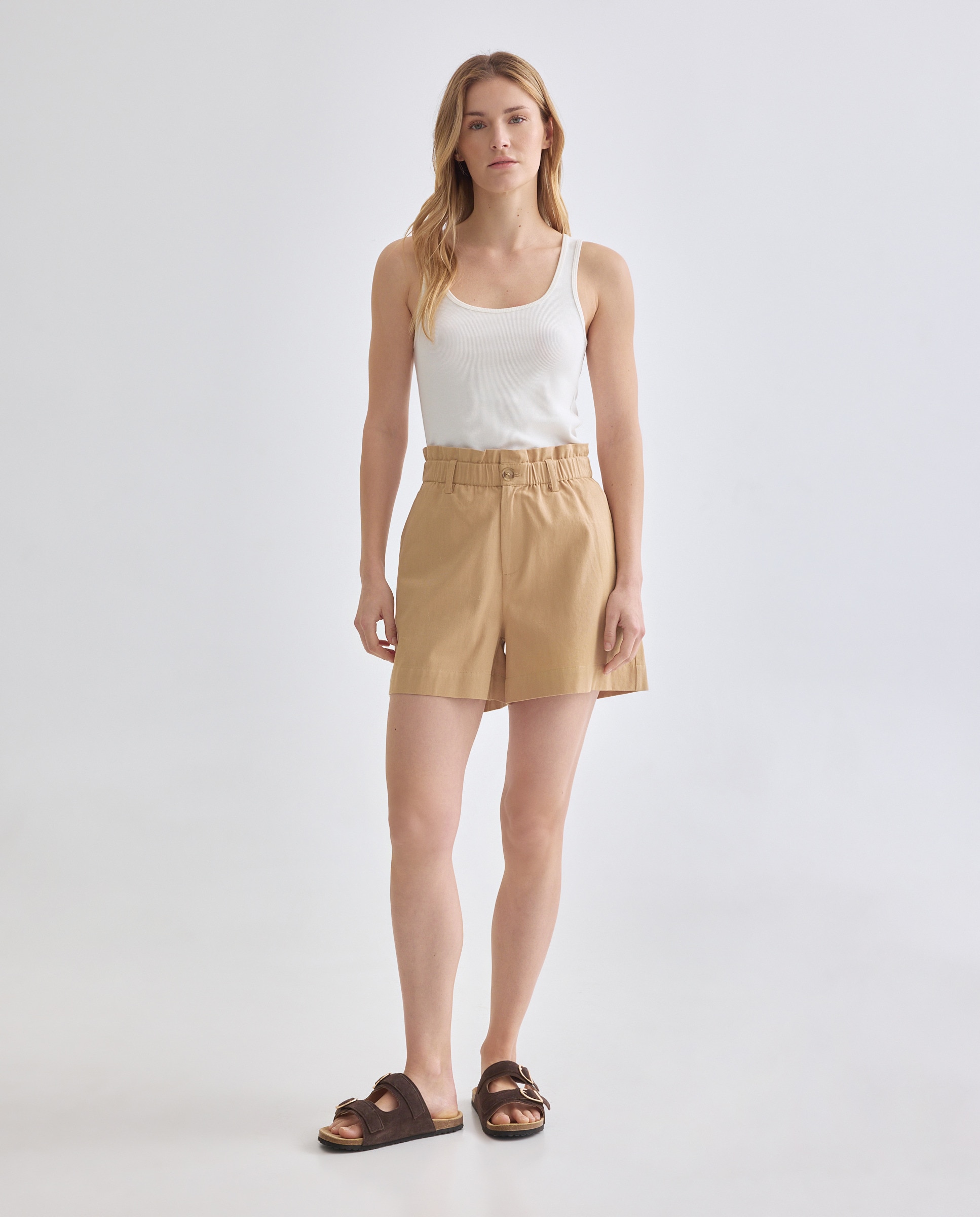 Imagen 0 de Shorts de mujer con cintura elástica