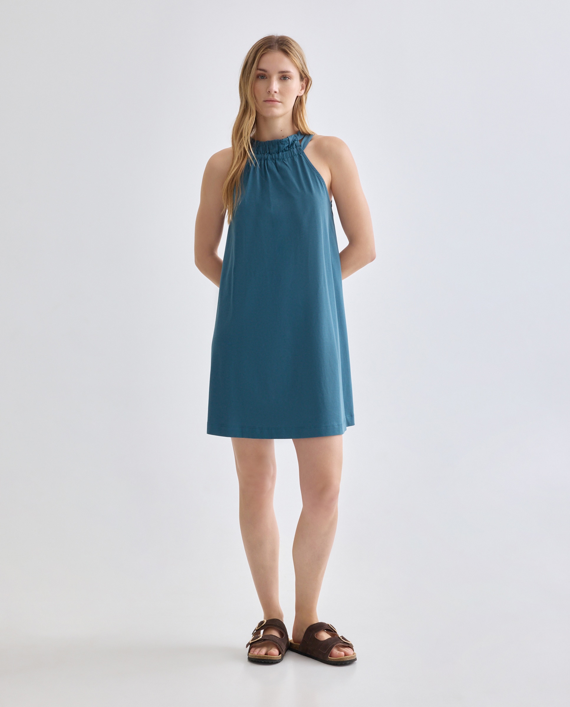 Imagen 0 de Vestido básico de mujer cuello halter liso